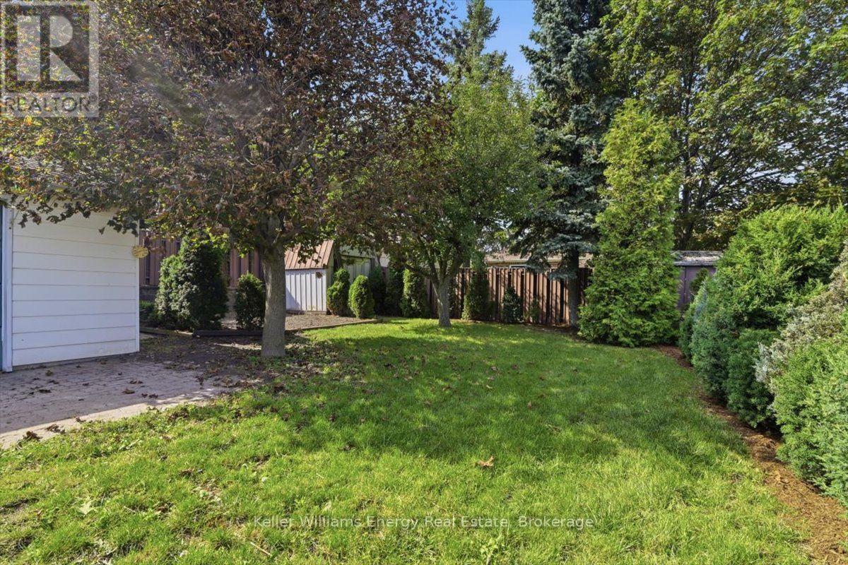 216 College Avenue, Oshawa, Ontario  L1J 1R7 - Photo 40 - E13718956
