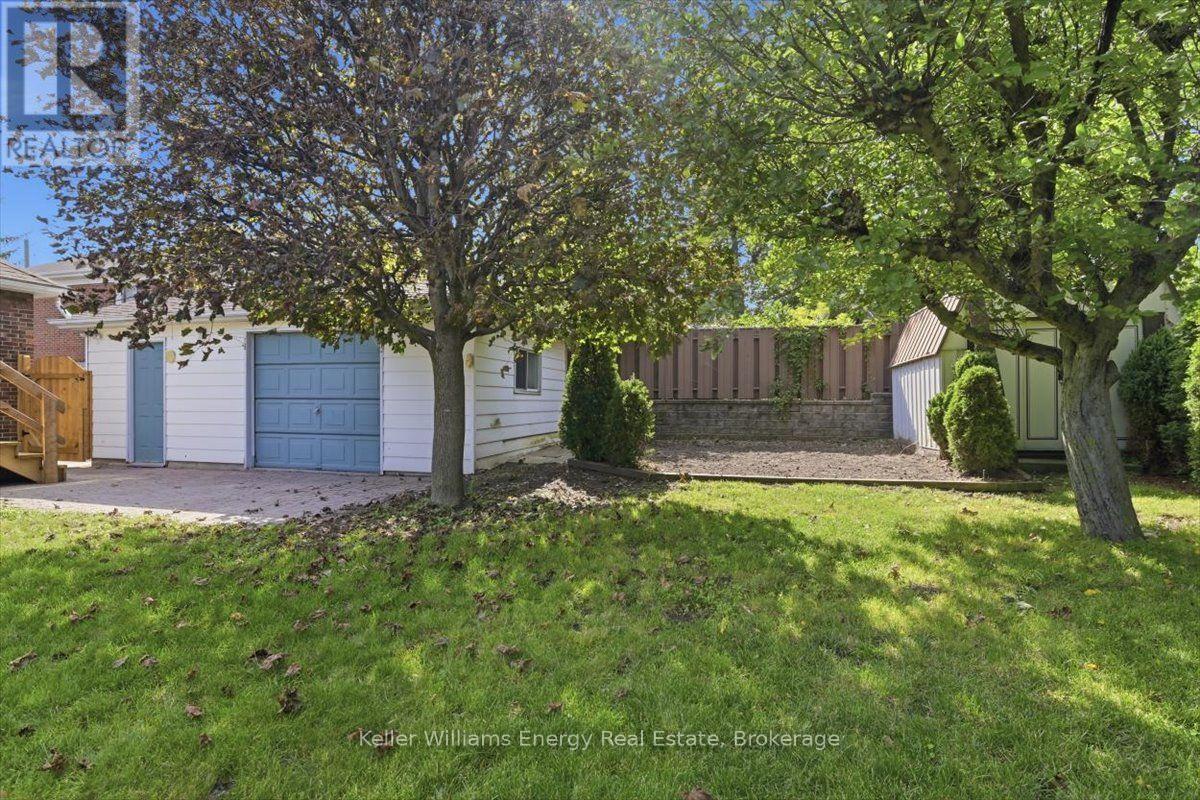 216 College Avenue, Oshawa, Ontario  L1J 1R7 - Photo 41 - E13718956