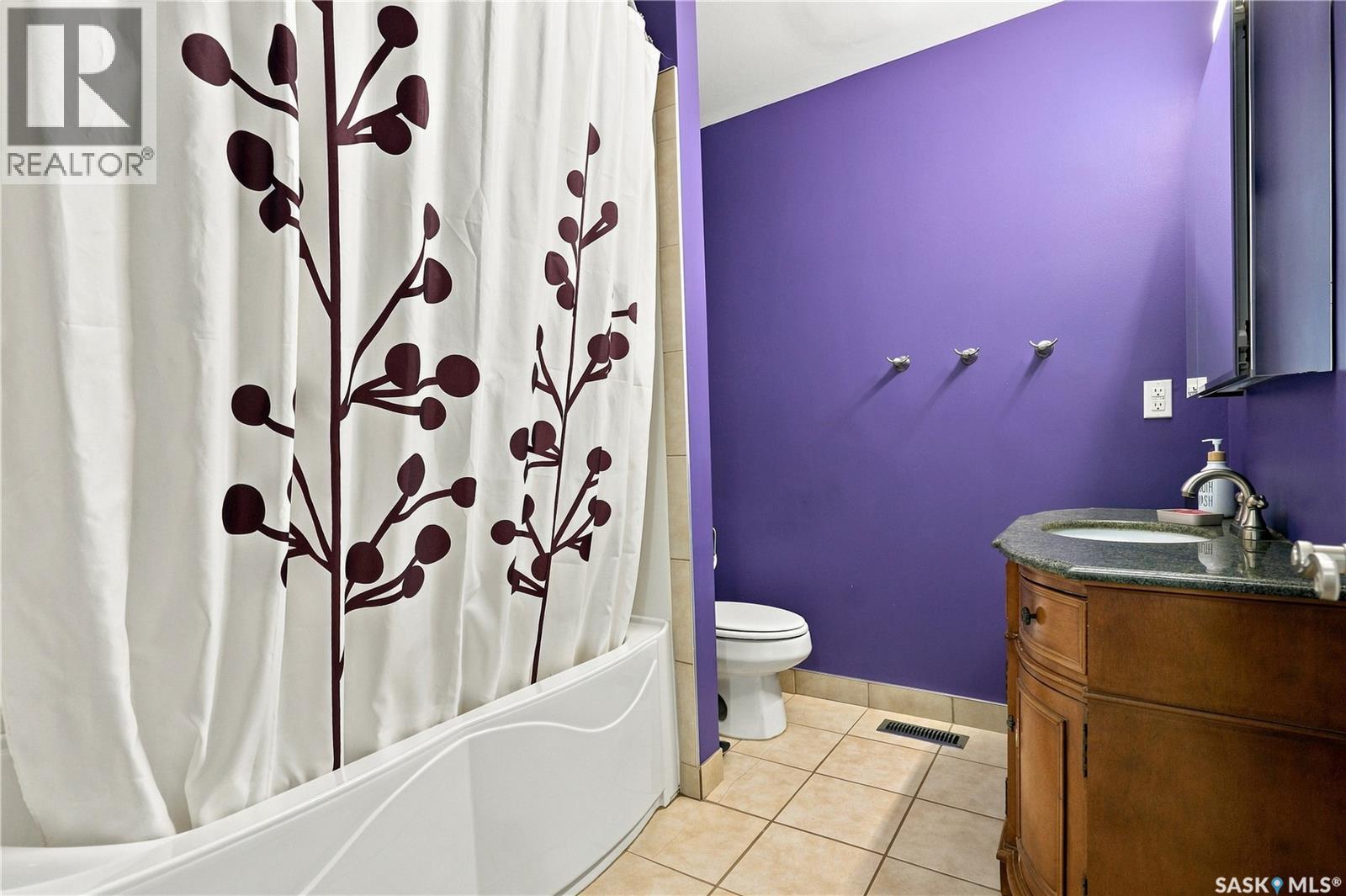 210 Frobisher Crescent, Saskatoon, Saskatchewan  S7K 4Y7 - Photo 24 - SK046826