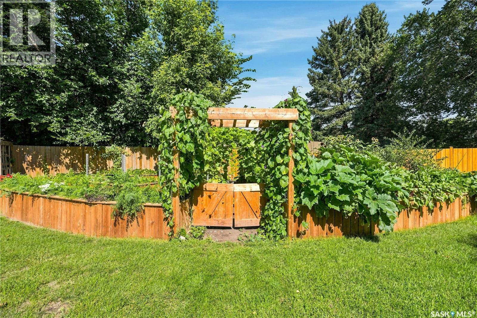 210 Frobisher Crescent, Saskatoon, Saskatchewan  S7K 4Y7 - Photo 44 - SK046826