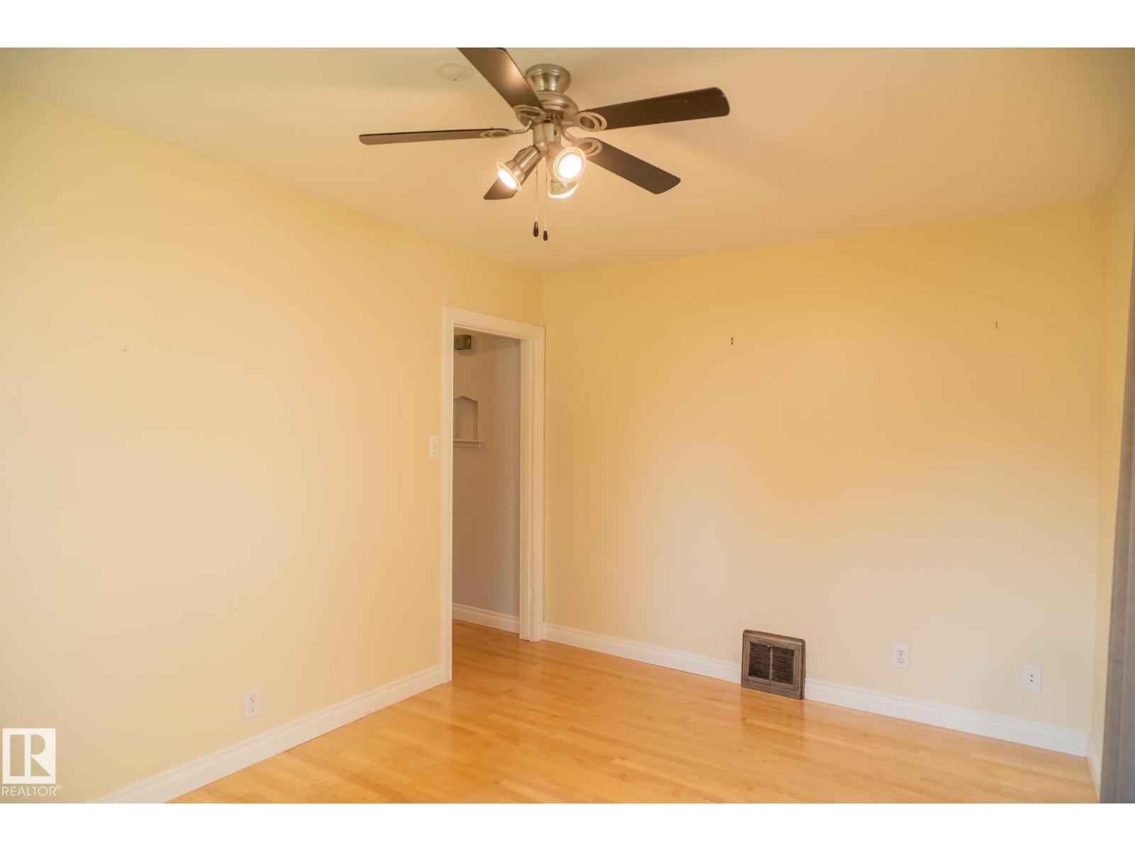 10936 70 Av Nw, Edmonton, Alberta  T6H 2G6 - Photo 11 - E4505753