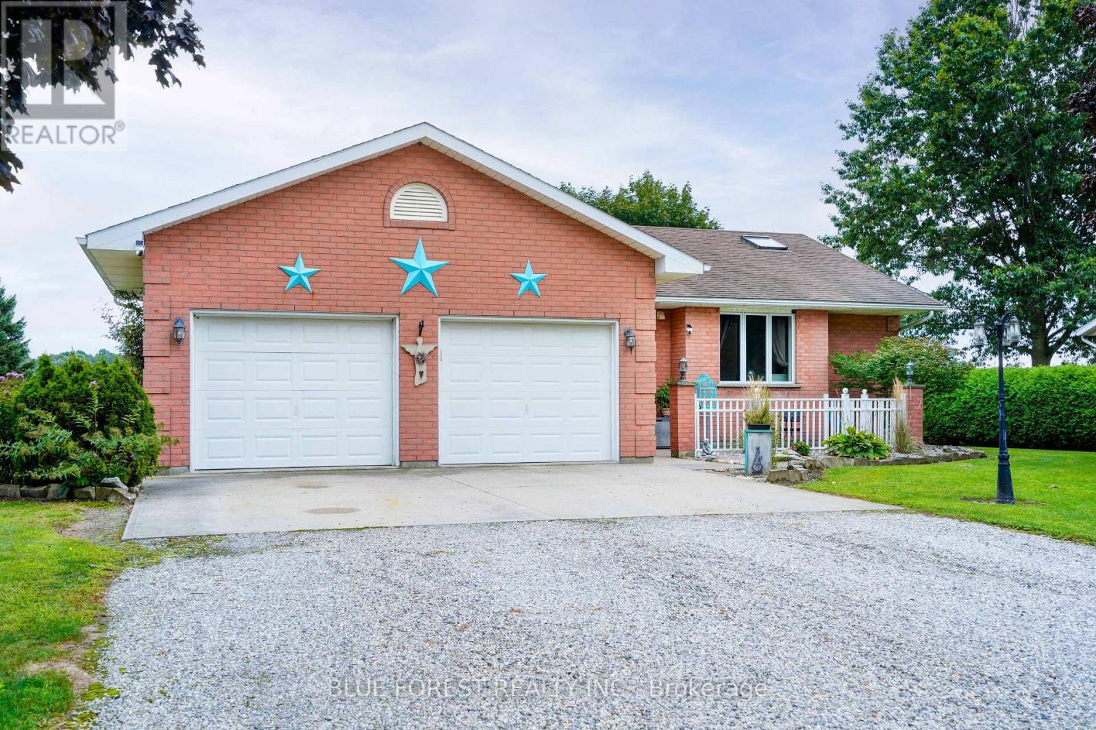 23081 Pioneer Line, West Elgin, Ontario  N0L 2C0 - Photo 2 - X13718890
