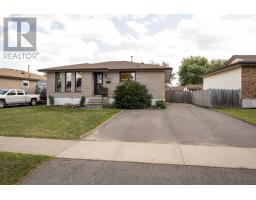 242 Fanshaw St., Thunder Bay, Ontario