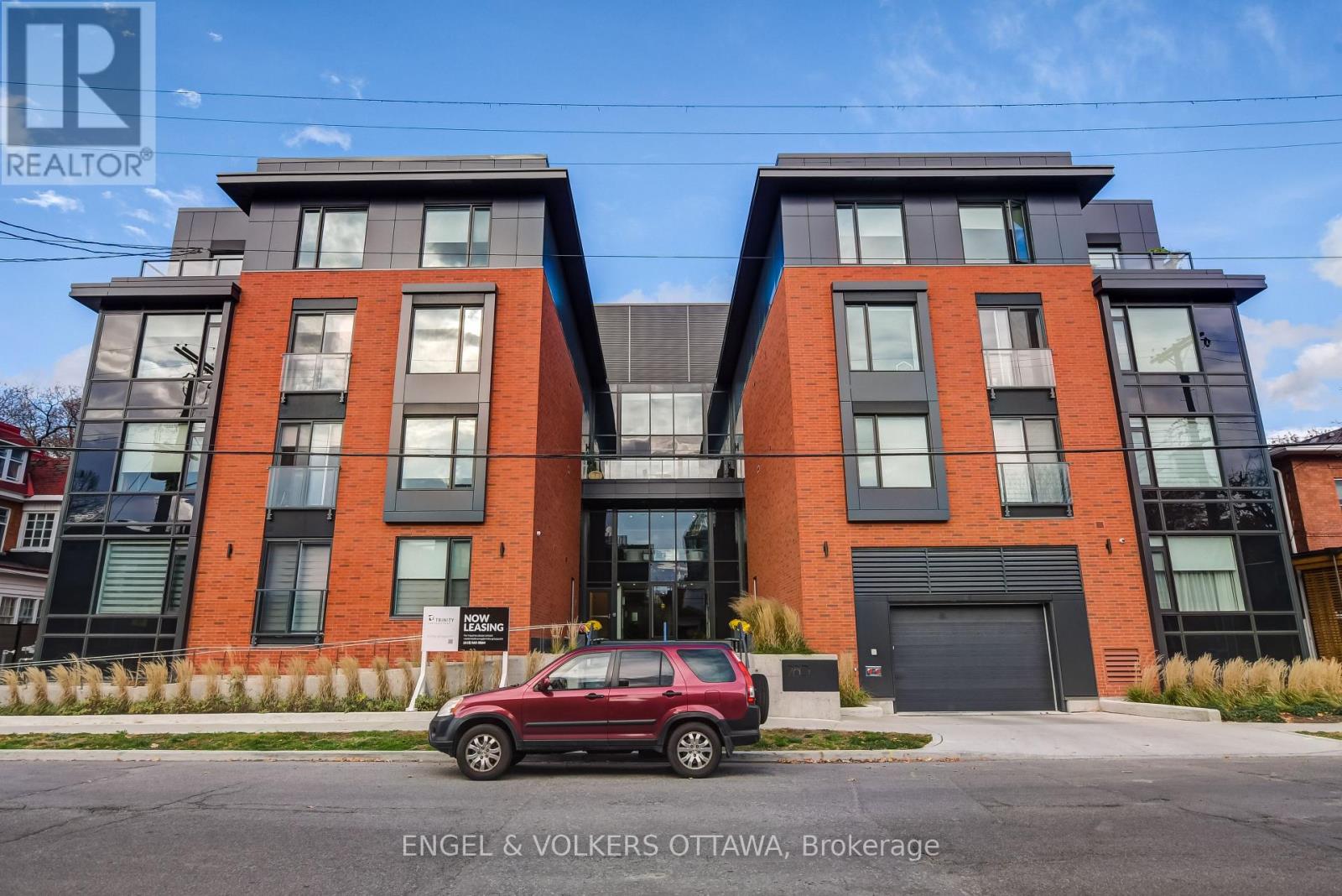 210 - 280 CRICHTON STREET