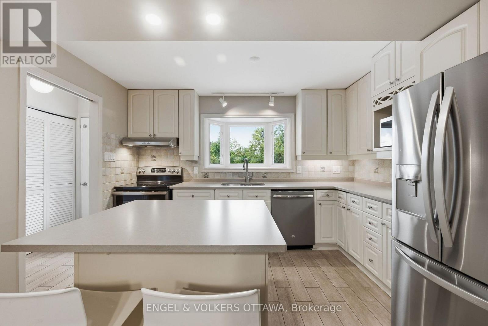 885 Plante Drive, Ottawa, Ontario  K1V 9E3 - Photo 14 - X13718906