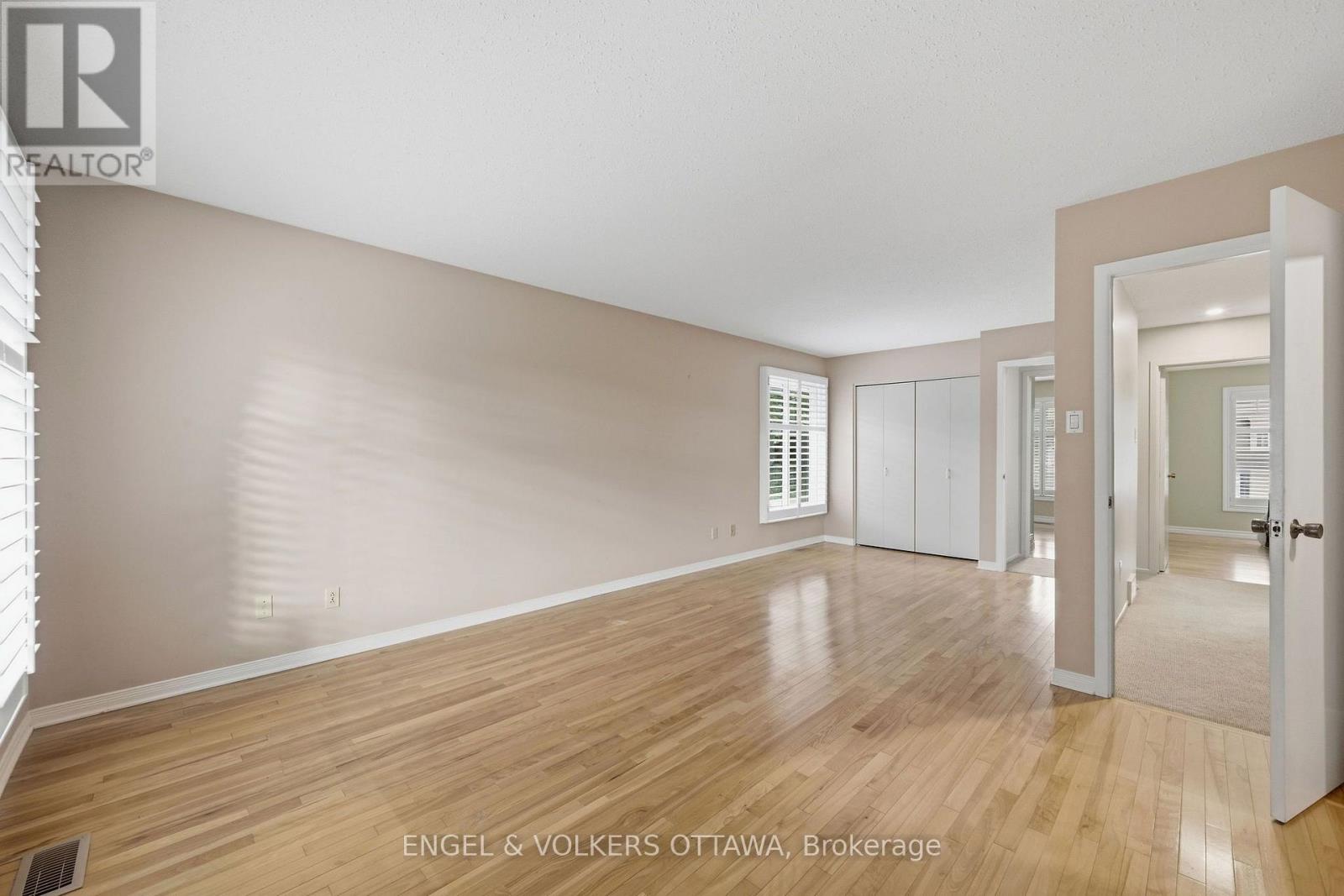 885 Plante Drive, Ottawa, Ontario  K1V 9E3 - Photo 19 - X13718906