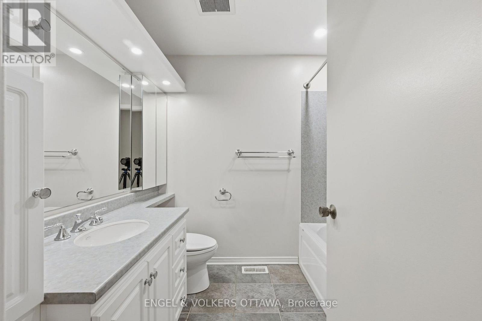 885 Plante Drive, Ottawa, Ontario  K1V 9E3 - Photo 27 - X13718906