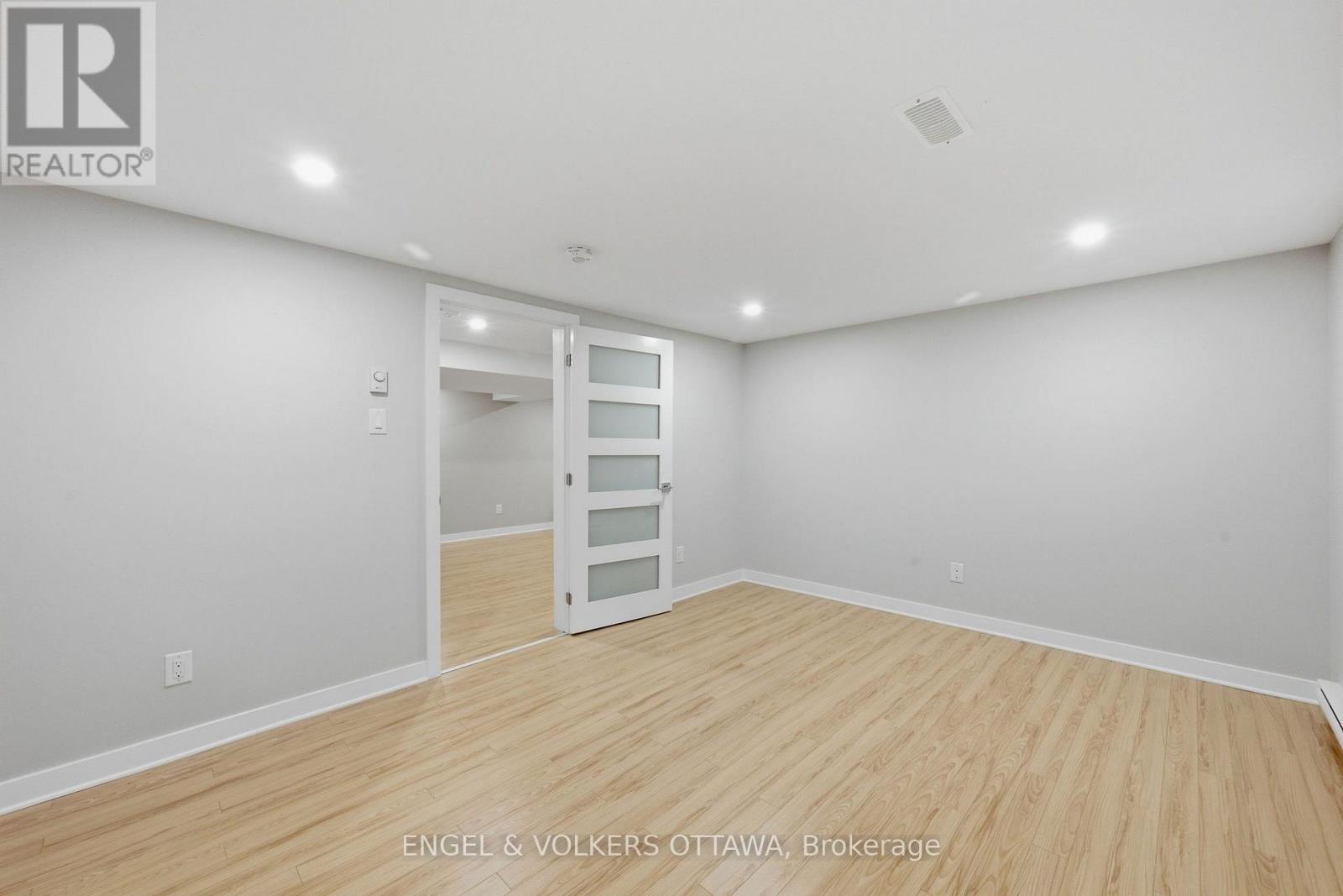 885 Plante Drive, Ottawa, Ontario  K1V 9E3 - Photo 33 - X13718906