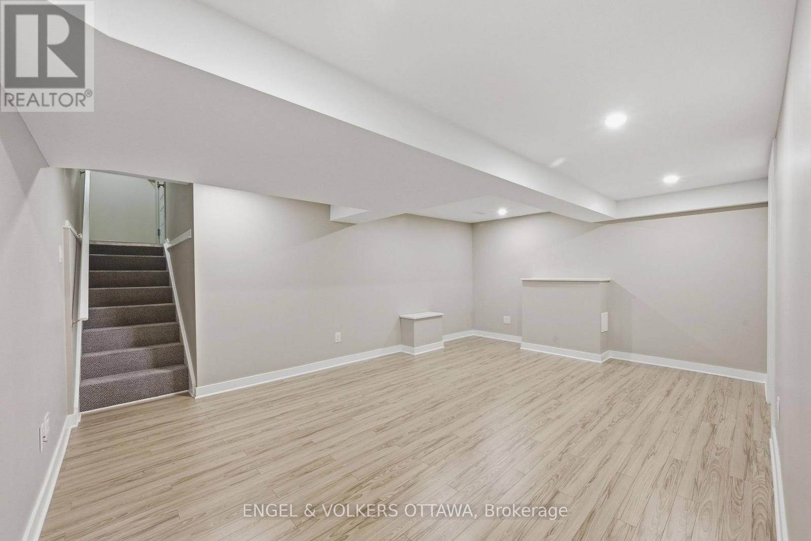 885 Plante Drive, Ottawa, Ontario  K1V 9E3 - Photo 37 - X13718906