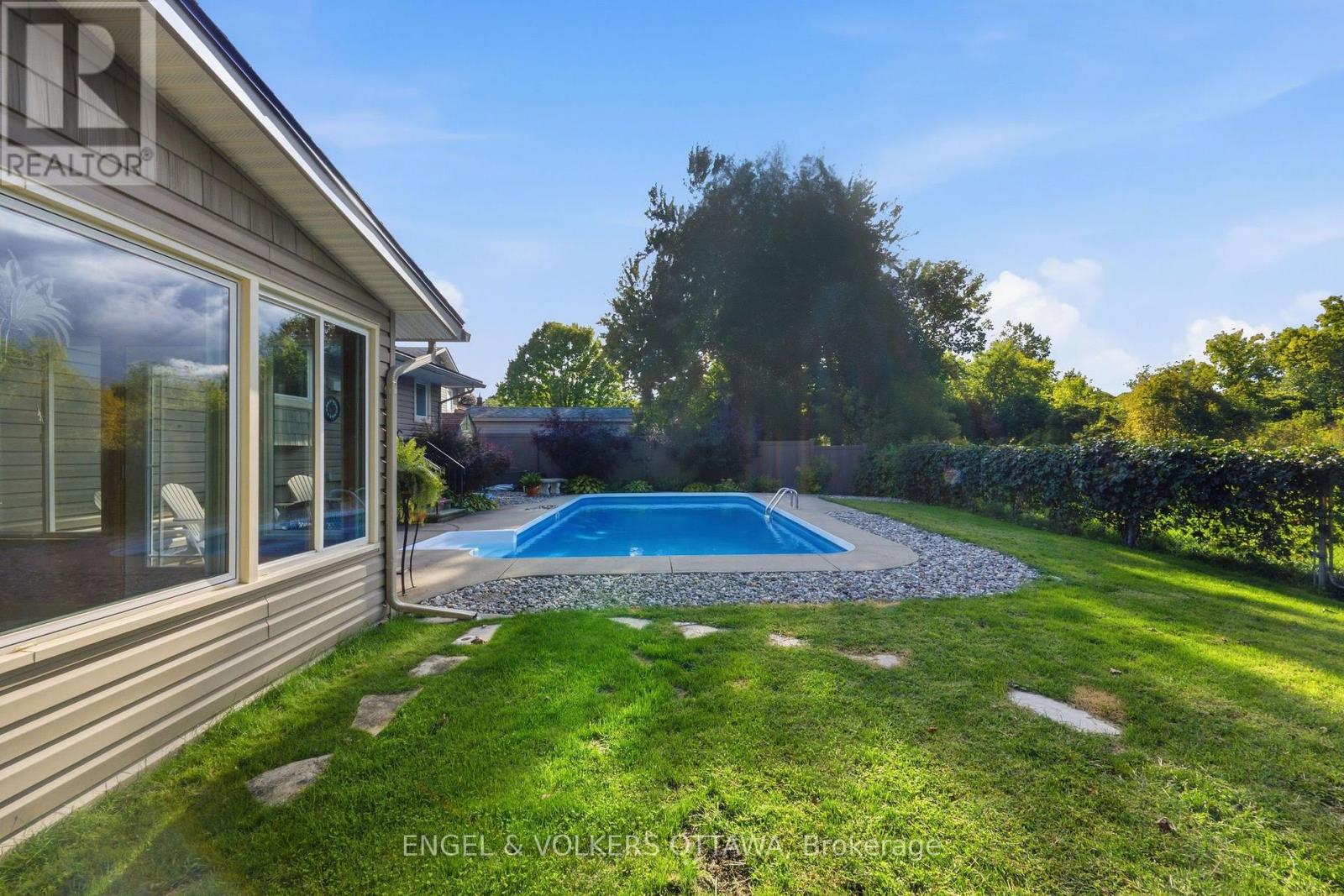 885 Plante Drive, Ottawa, Ontario  K1V 9E3 - Photo 44 - X13718906