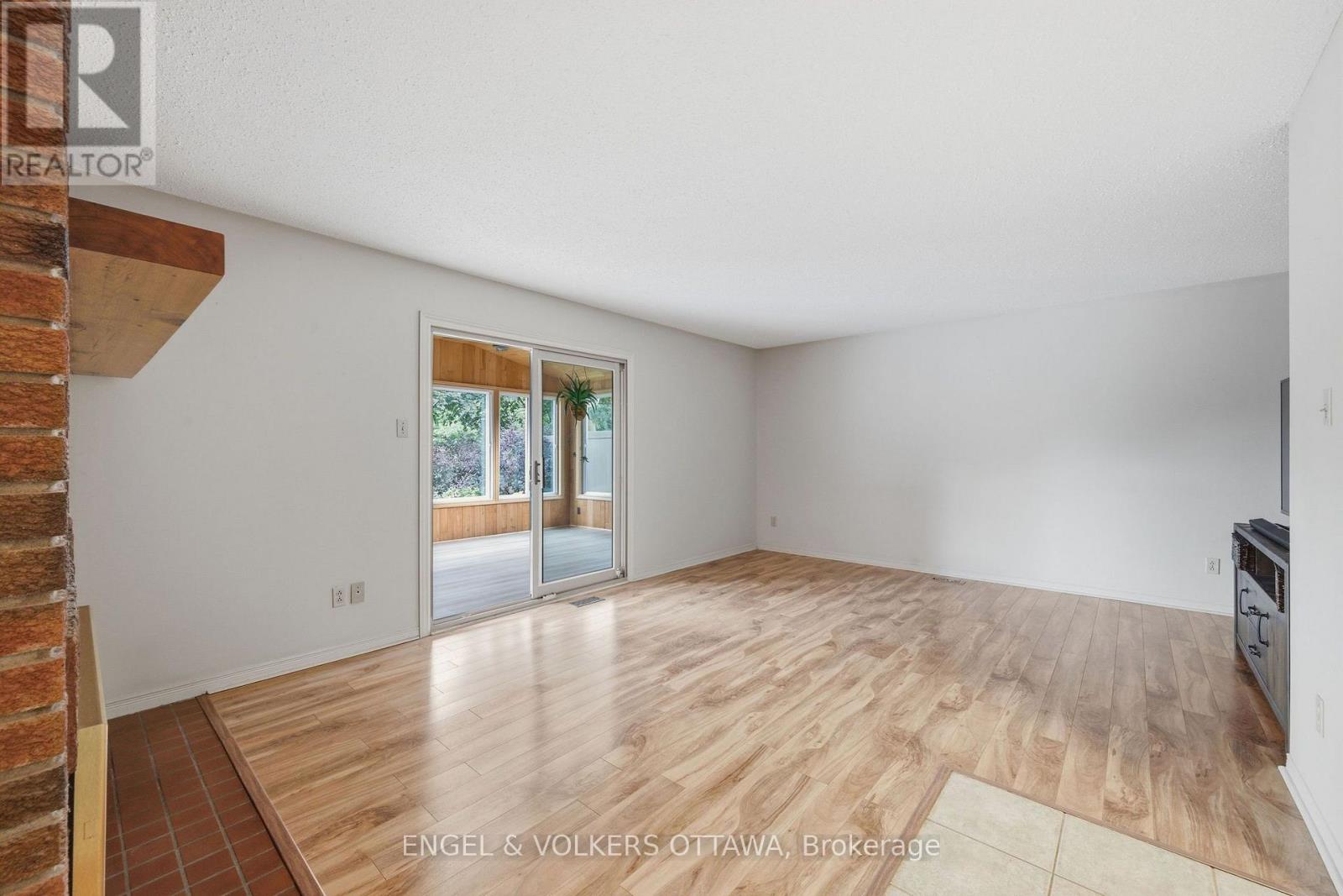 885 Plante Drive, Ottawa, Ontario  K1V 9E3 - Photo 9 - X13718906