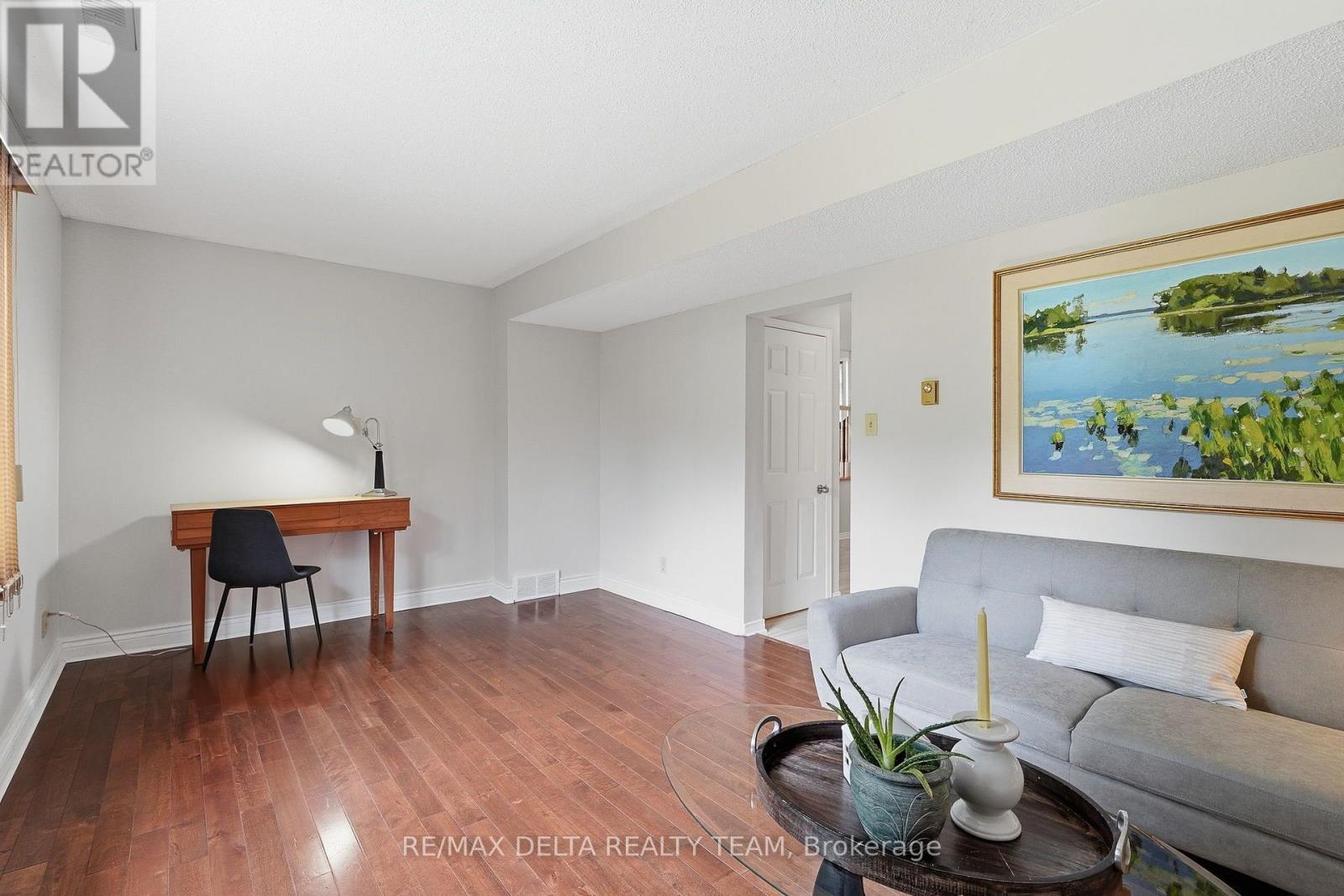 1587 Maxime Street, Ottawa, Ontario  K1B 3K9 - Photo 10 - X13718962