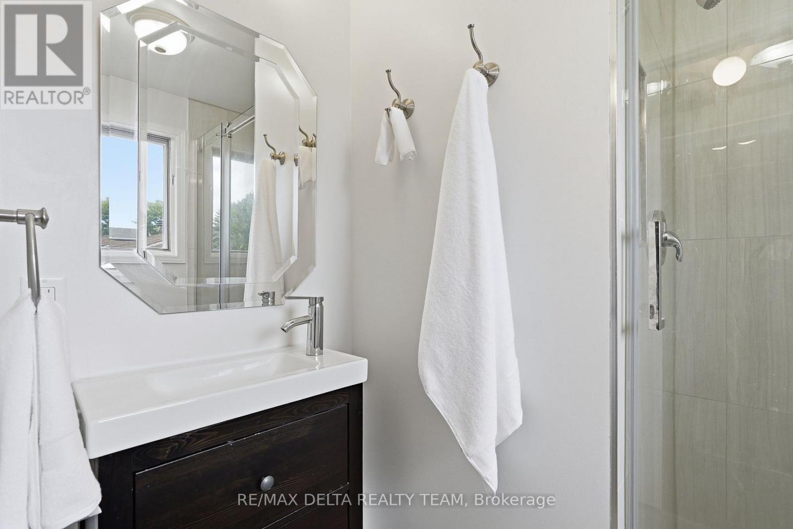 1587 Maxime Street, Ottawa, Ontario  K1B 3K9 - Photo 28 - X13718962