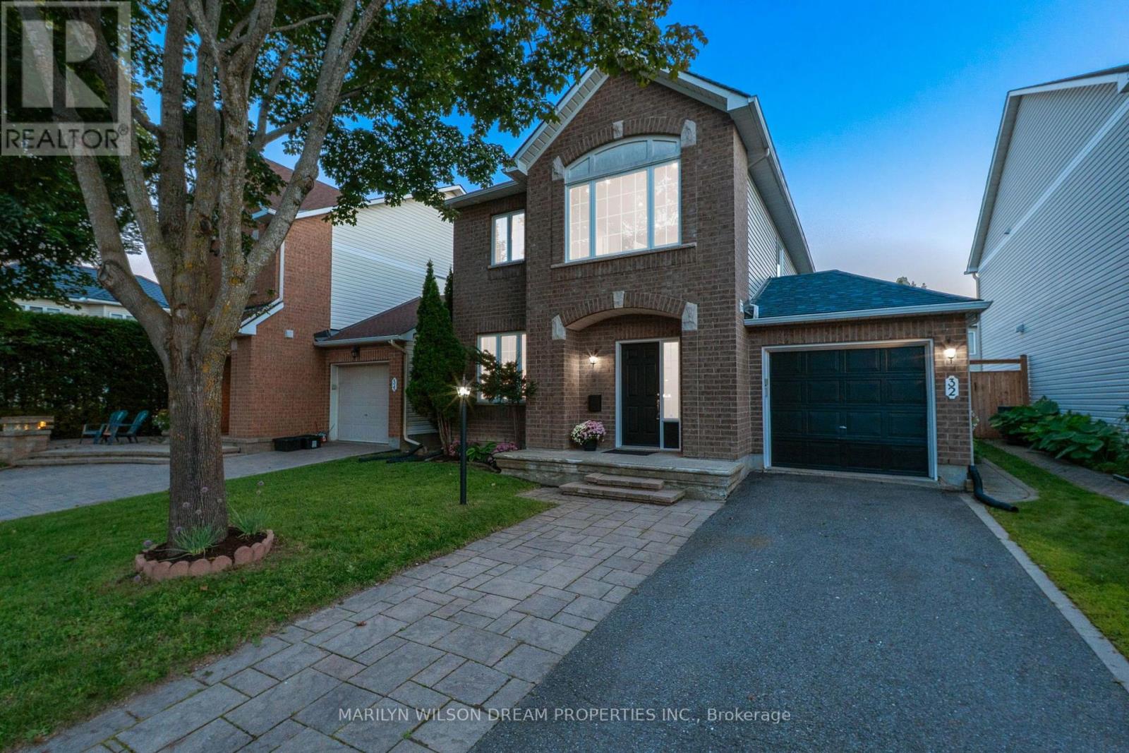 32 VALENCIA STREET, Ottawa, Ontario
