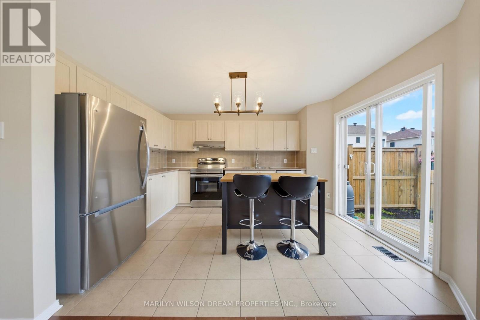 32 Valencia Street, Ottawa, Ontario  K2G 6T1 - Photo 13 - X13718974