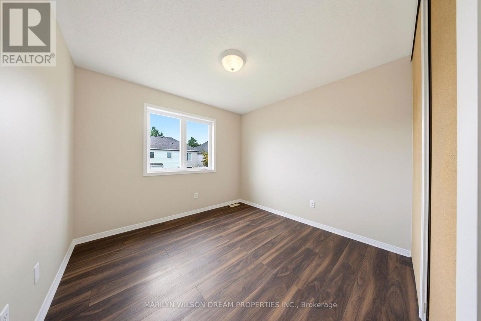 32 Valencia Street, Ottawa, Ontario  K2G 6T1 - Photo 26 - X13718974