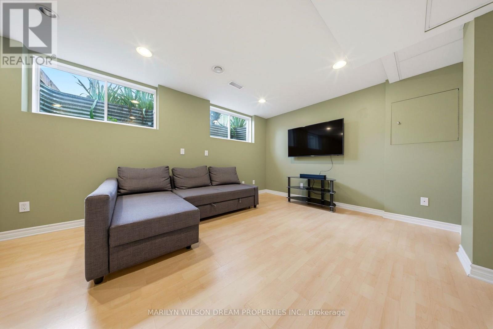 32 Valencia Street, Ottawa, Ontario  K2G 6T1 - Photo 30 - X13718974