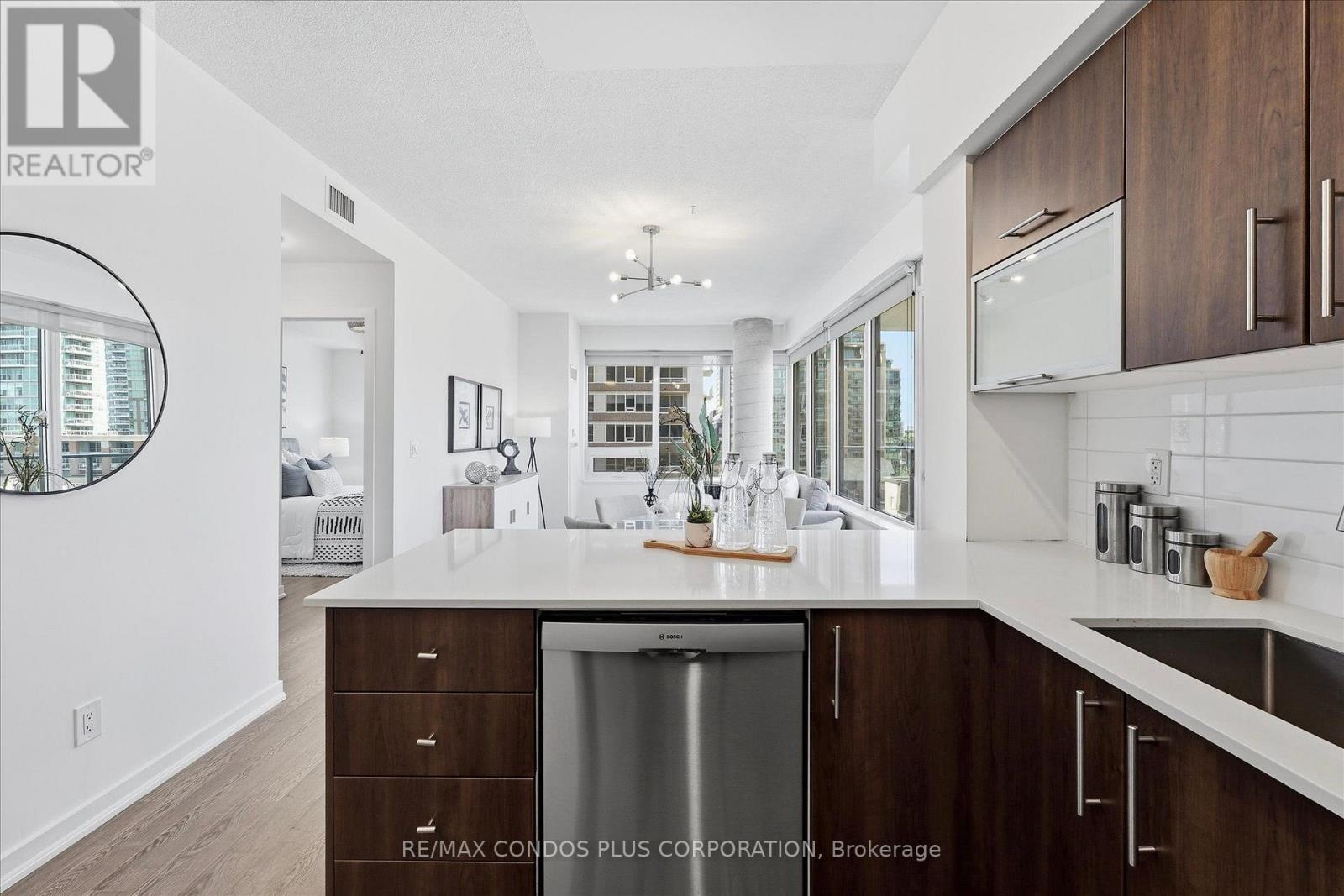 702 - 55 East Liberty Street, Toronto, Ontario  M6K 3P9 - Photo 11 - C13718920