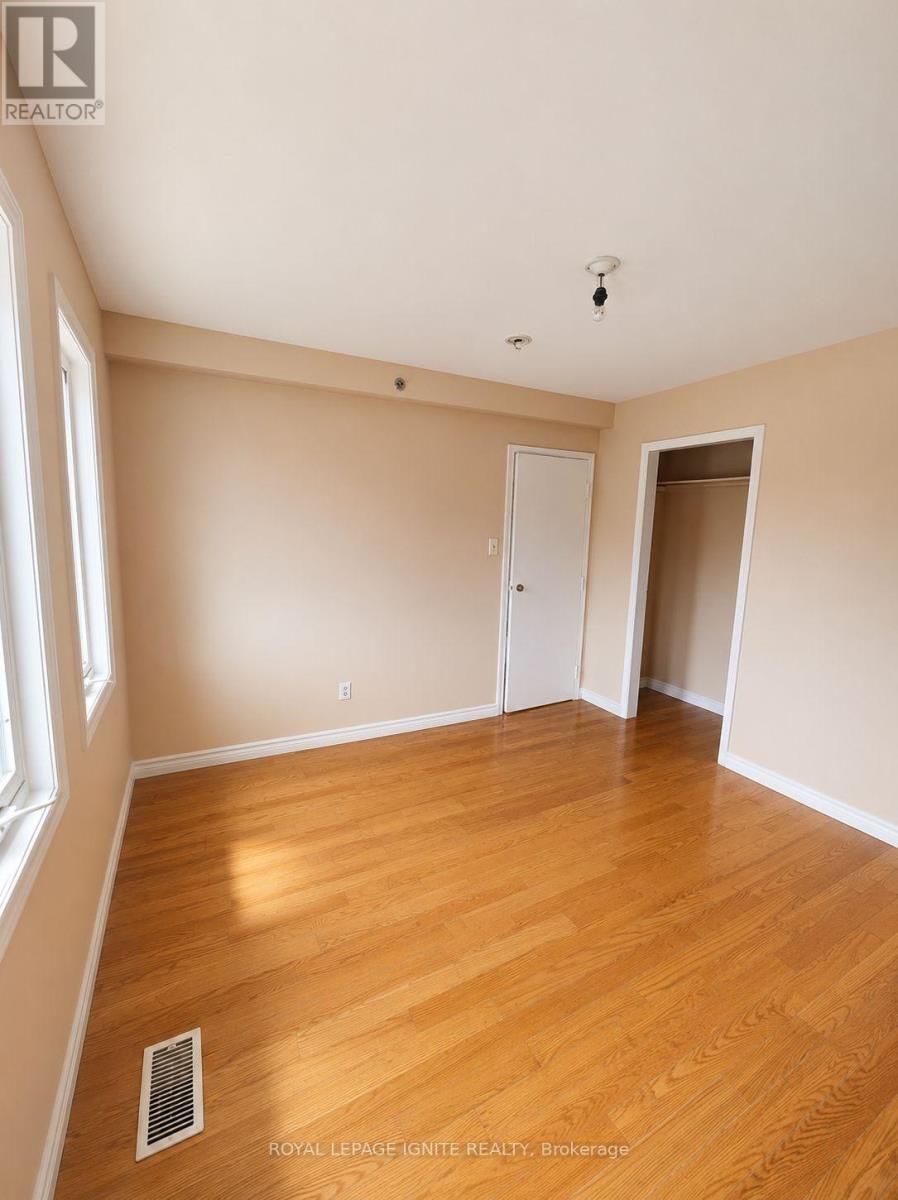 Main - 3430 Ellesmere Road, Toronto, Ontario  M1C 1H3 - Photo 9 - E13718878