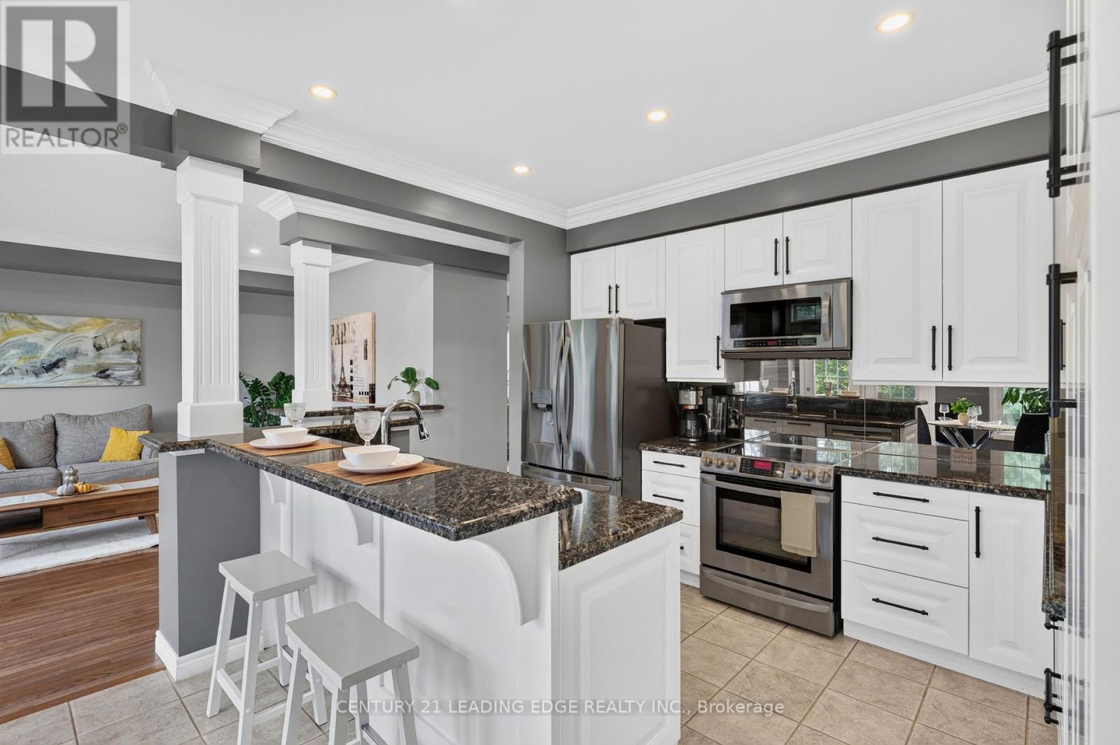 134 Toscana Drive, Whitby, Ontario  L1R 2Z9 - Photo 8 - E13718904