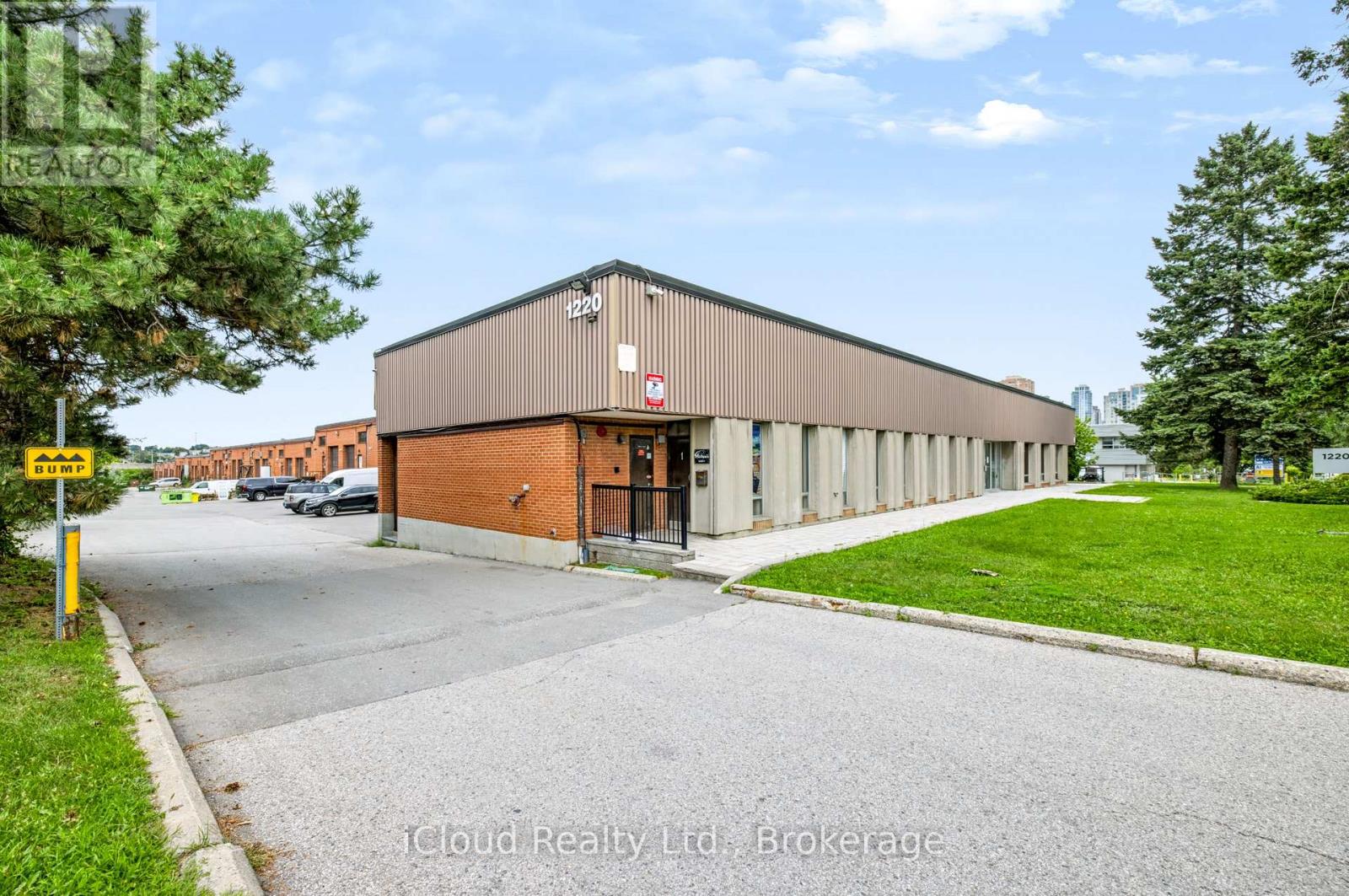 1220 Ellesmere Road, Toronto, Ontario  M1P 2X5 - Photo 4 - E13718942