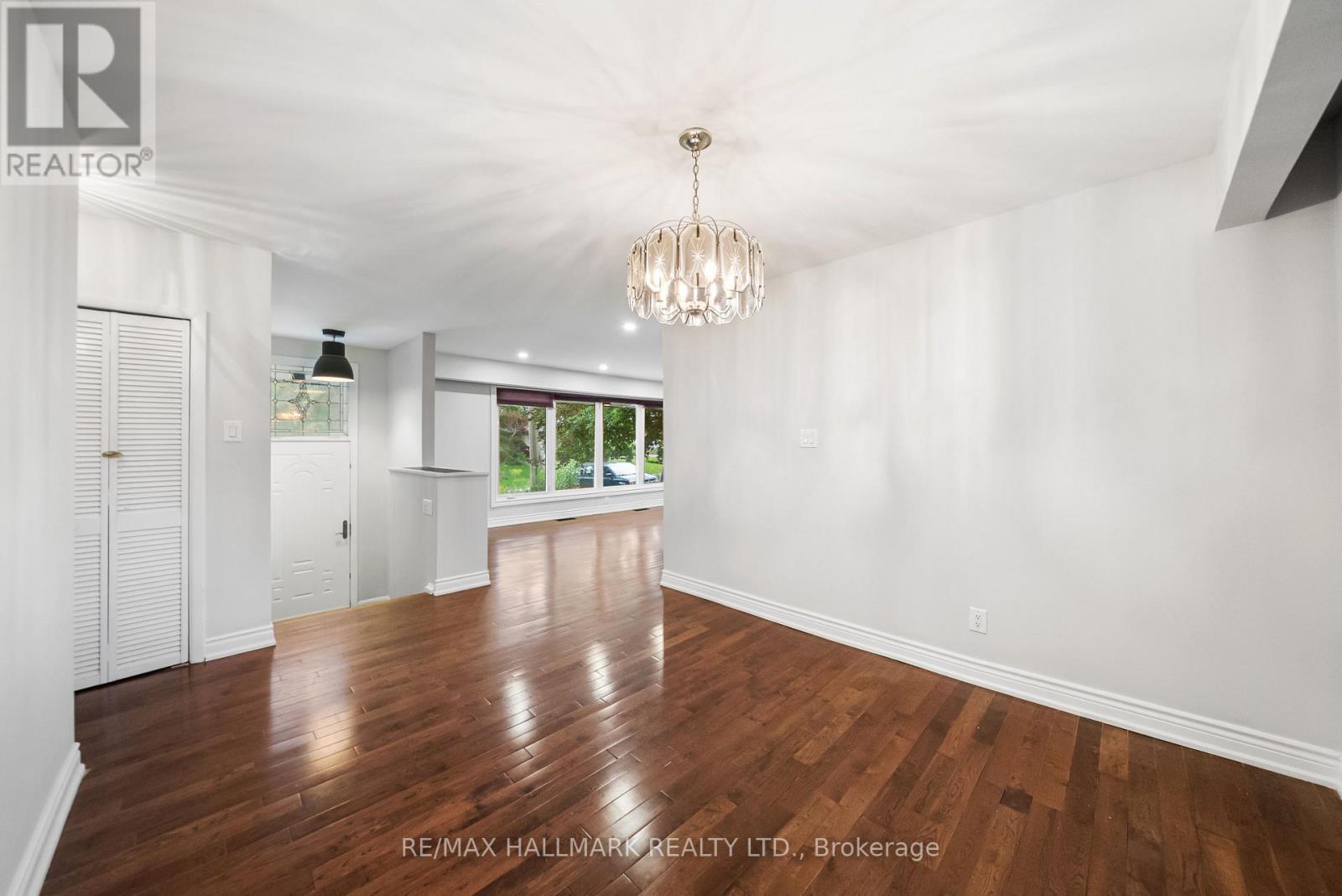 541 Rouge Hills Drive, Toronto, Ontario  M1C 2Z9 - Photo 2 - E13718960