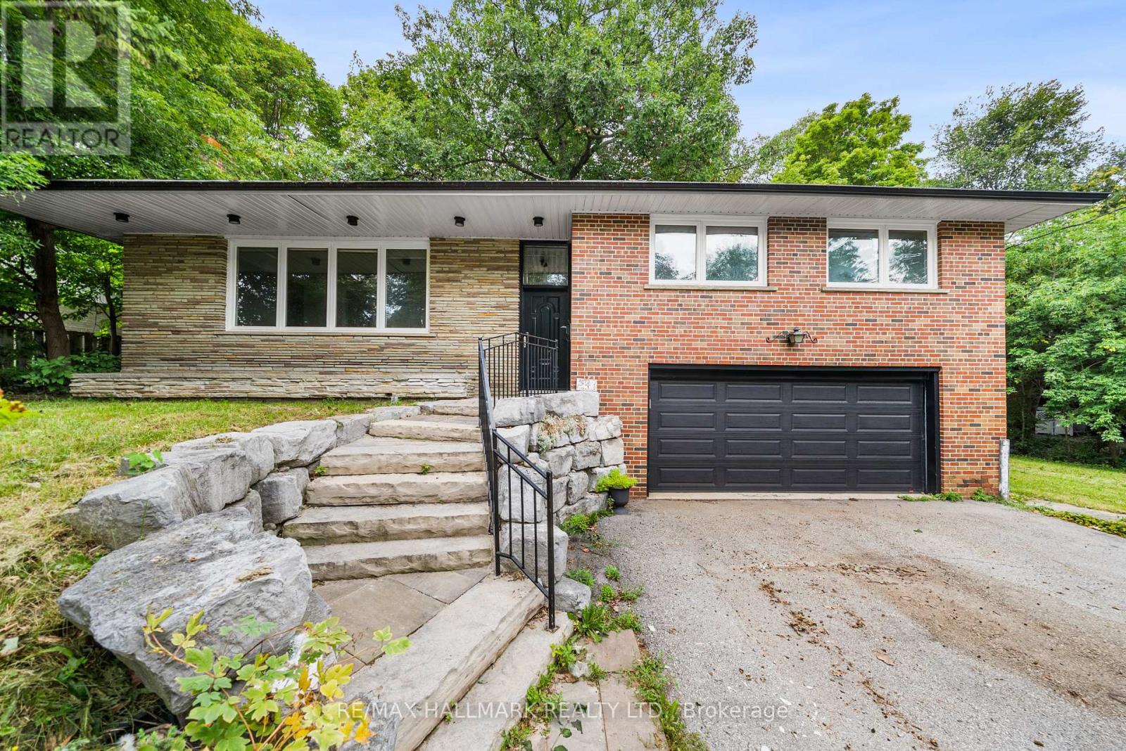 541 Rouge Hills Drive, Toronto, Ontario  M1C 2Z9 - Photo 36 - E13718960