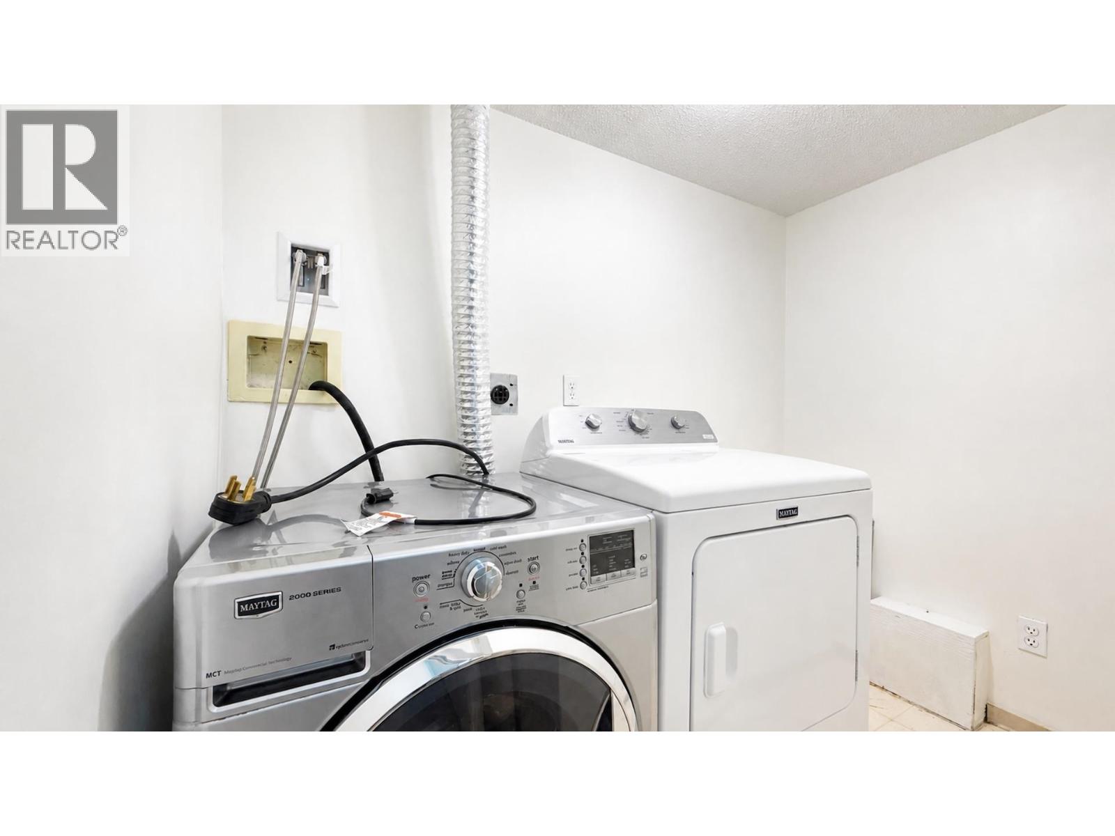 1 2528 E Broadway, Vancouver, British Columbia  V5M 4V2 - Photo 11 - R3159385