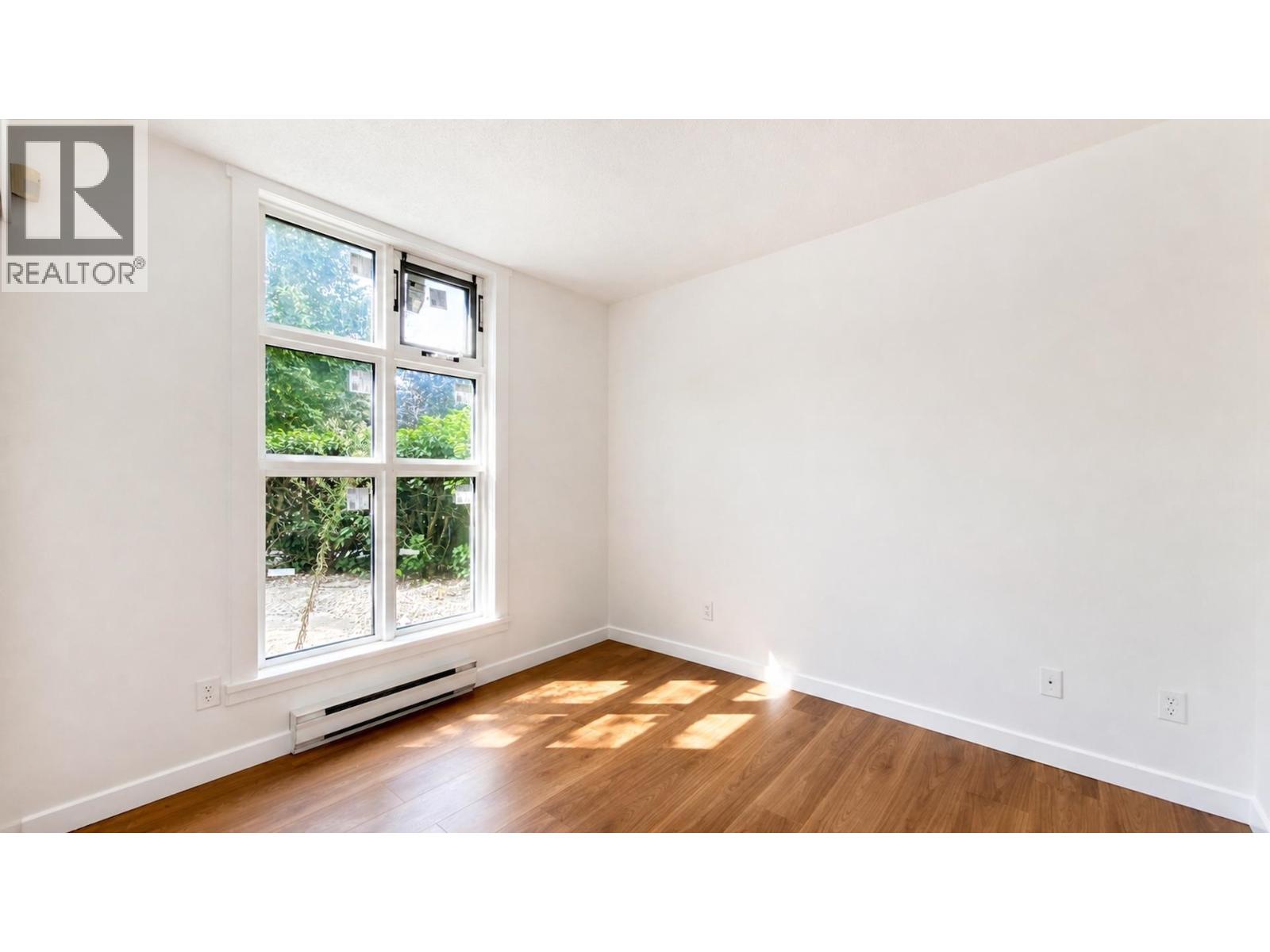 1 2528 E Broadway, Vancouver, British Columbia  V5M 4V2 - Photo 13 - R3159385