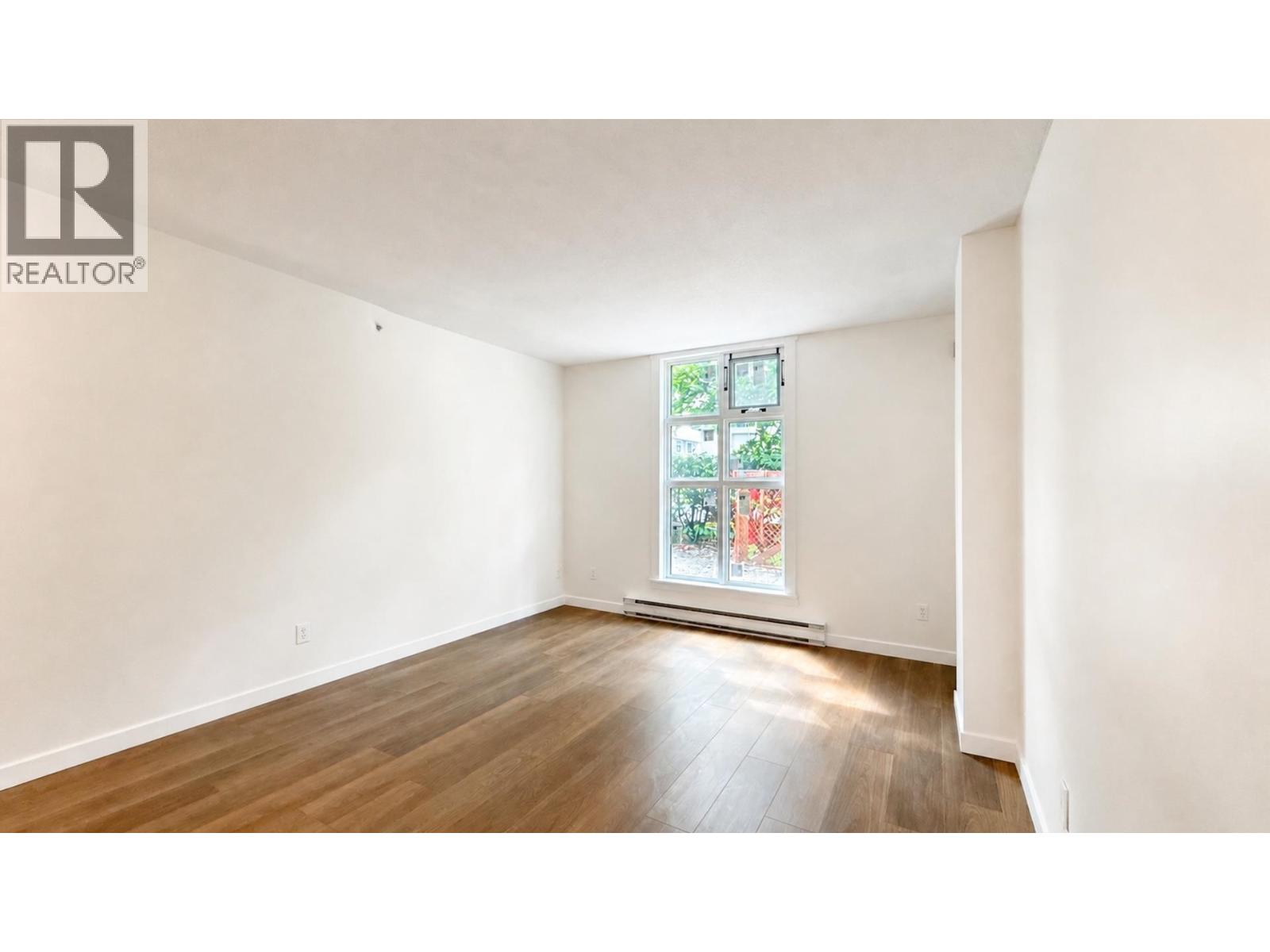 1 2528 E Broadway, Vancouver, British Columbia  V5M 4V2 - Photo 3 - R3159385