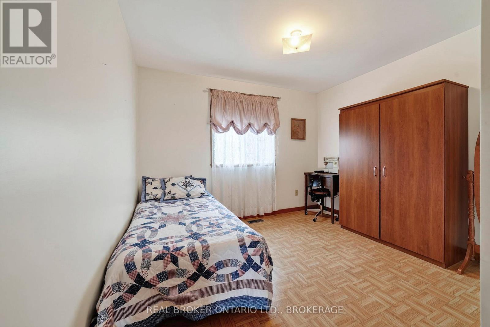 17550 Island Road, South Stormont, Ontario  K0C 1S0 - Photo 17 - X13718870