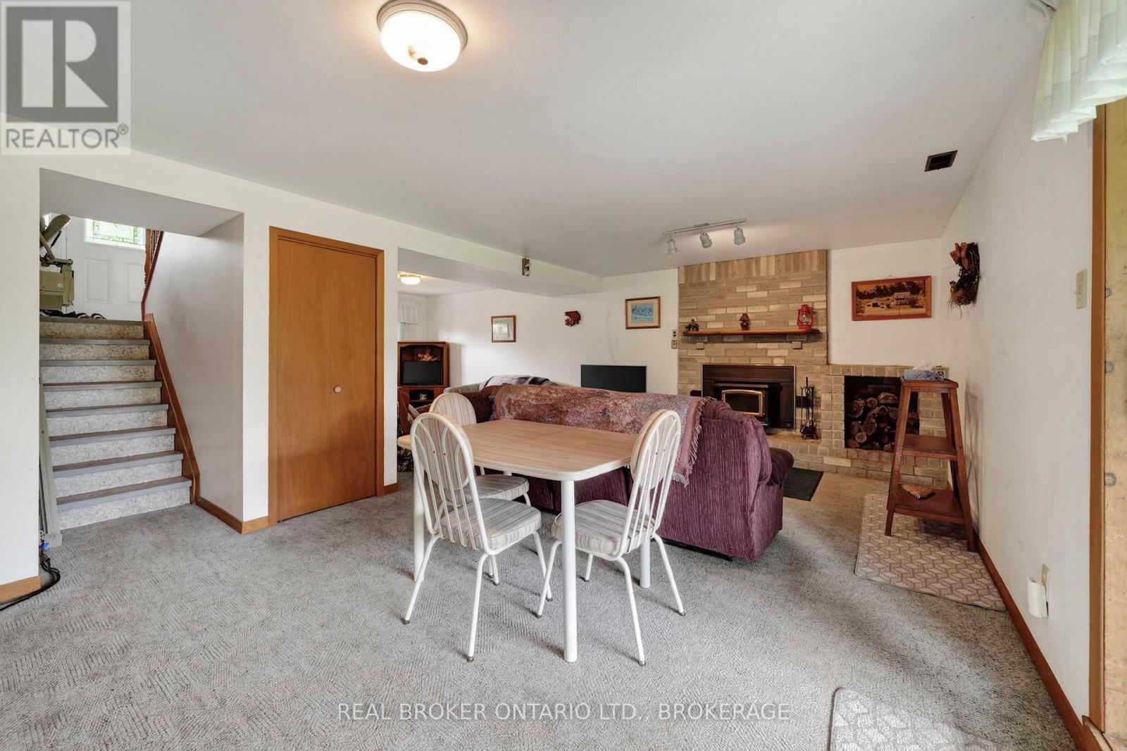 17550 Island Road, South Stormont, Ontario  K0C 1S0 - Photo 23 - X13718870
