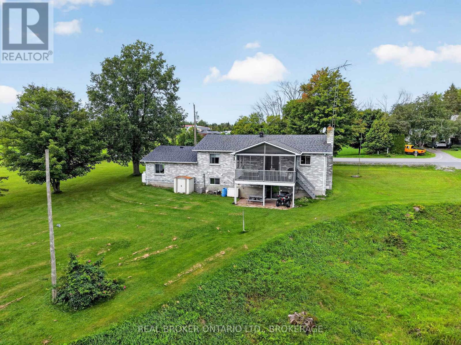 17550 Island Road, South Stormont, Ontario  K0C 1S0 - Photo 45 - X13718870