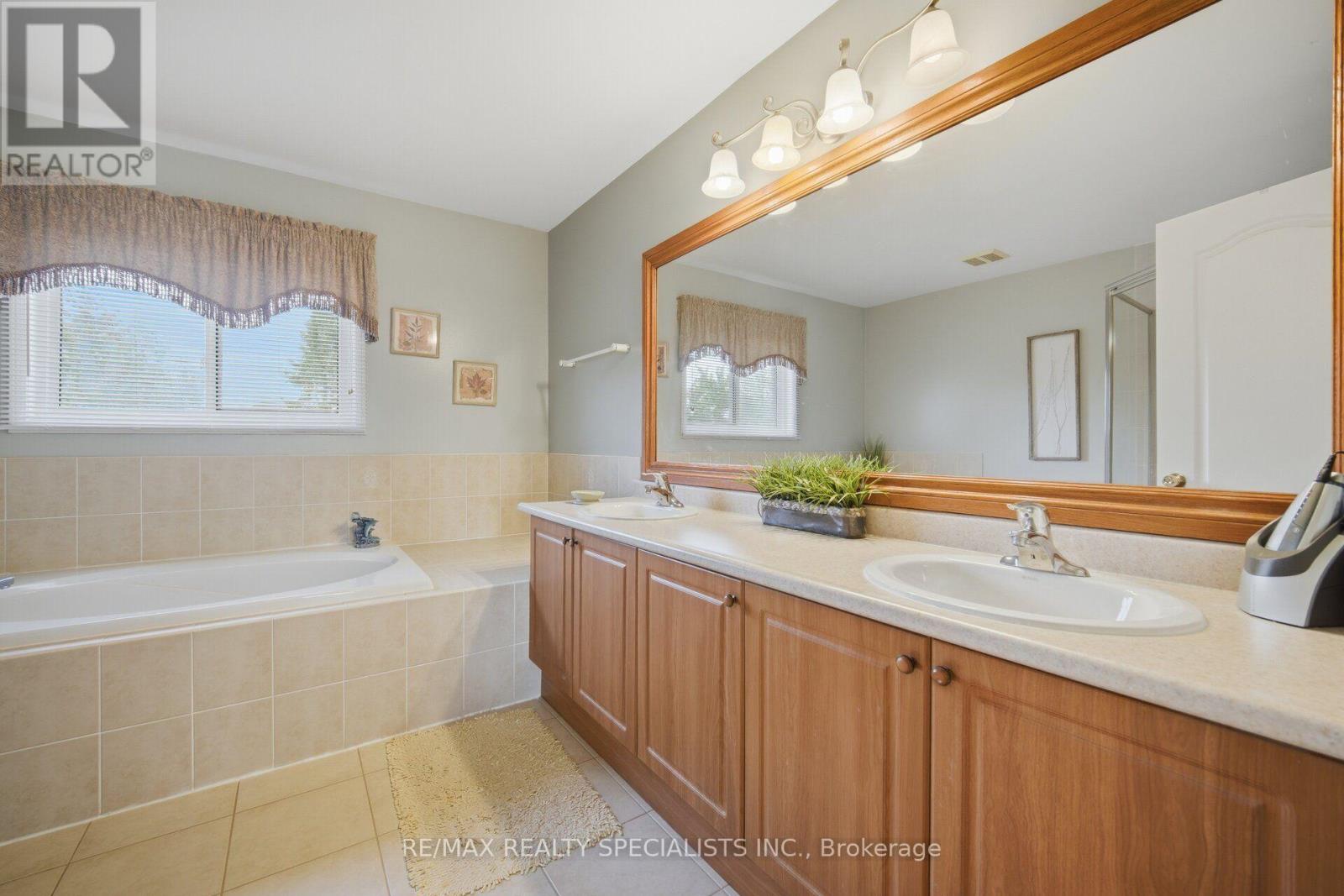 25 Dovergreen Drive, Brampton, Ontario  L7A 2M9 - Photo 27 - W13718910