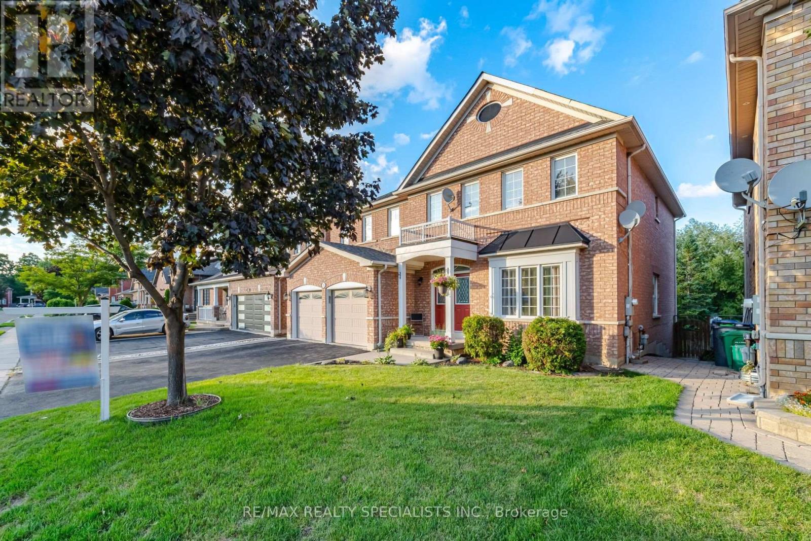25 Dovergreen Drive, Brampton, Ontario  L7A 2M9 - Photo 5 - W13718910