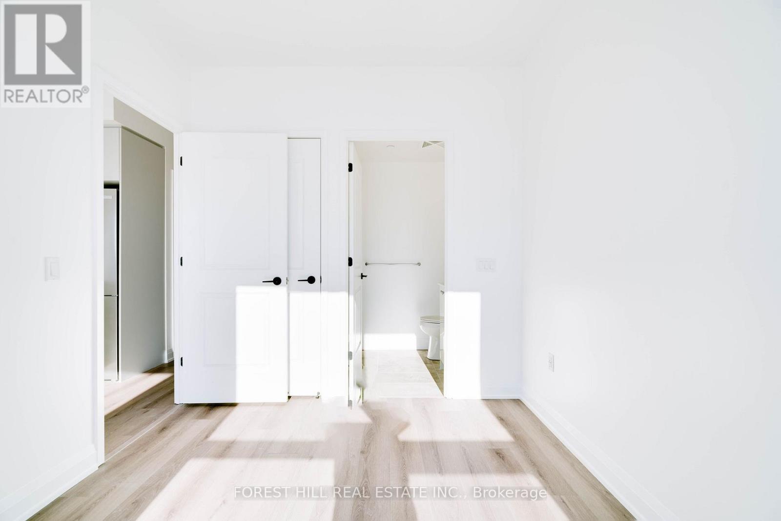 807 - 2343 Khalsa Gate, Oakville, Ontario  L6M 5R6 - Photo 10 - W13718930