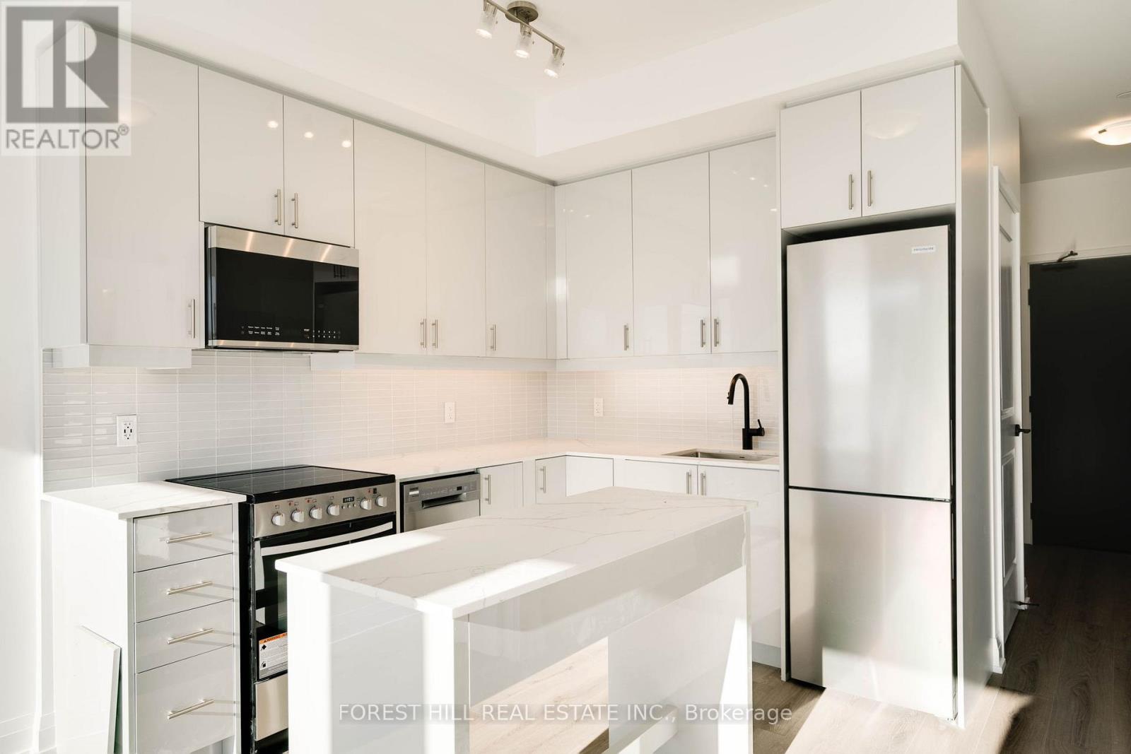 807 - 2343 Khalsa Gate, Oakville, Ontario  L6M 5R6 - Photo 4 - W13718930