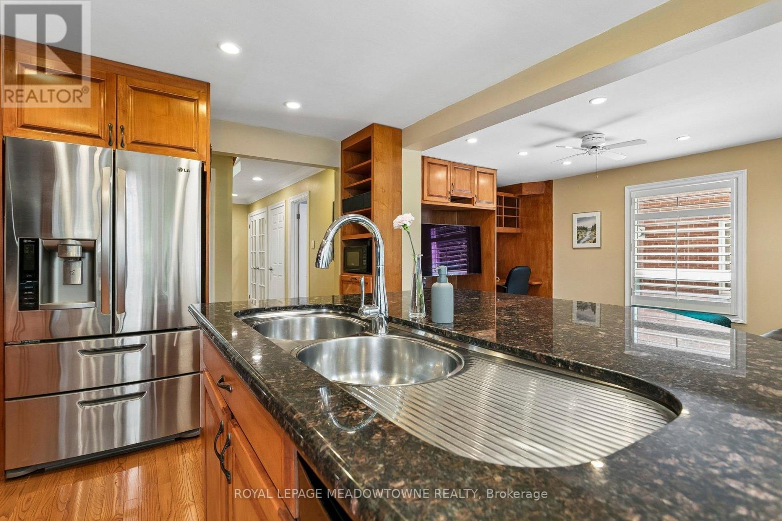 3170 Plum Tree Crescent, Mississauga, Ontario  L5N 4X3 - Photo 20 - W13718932