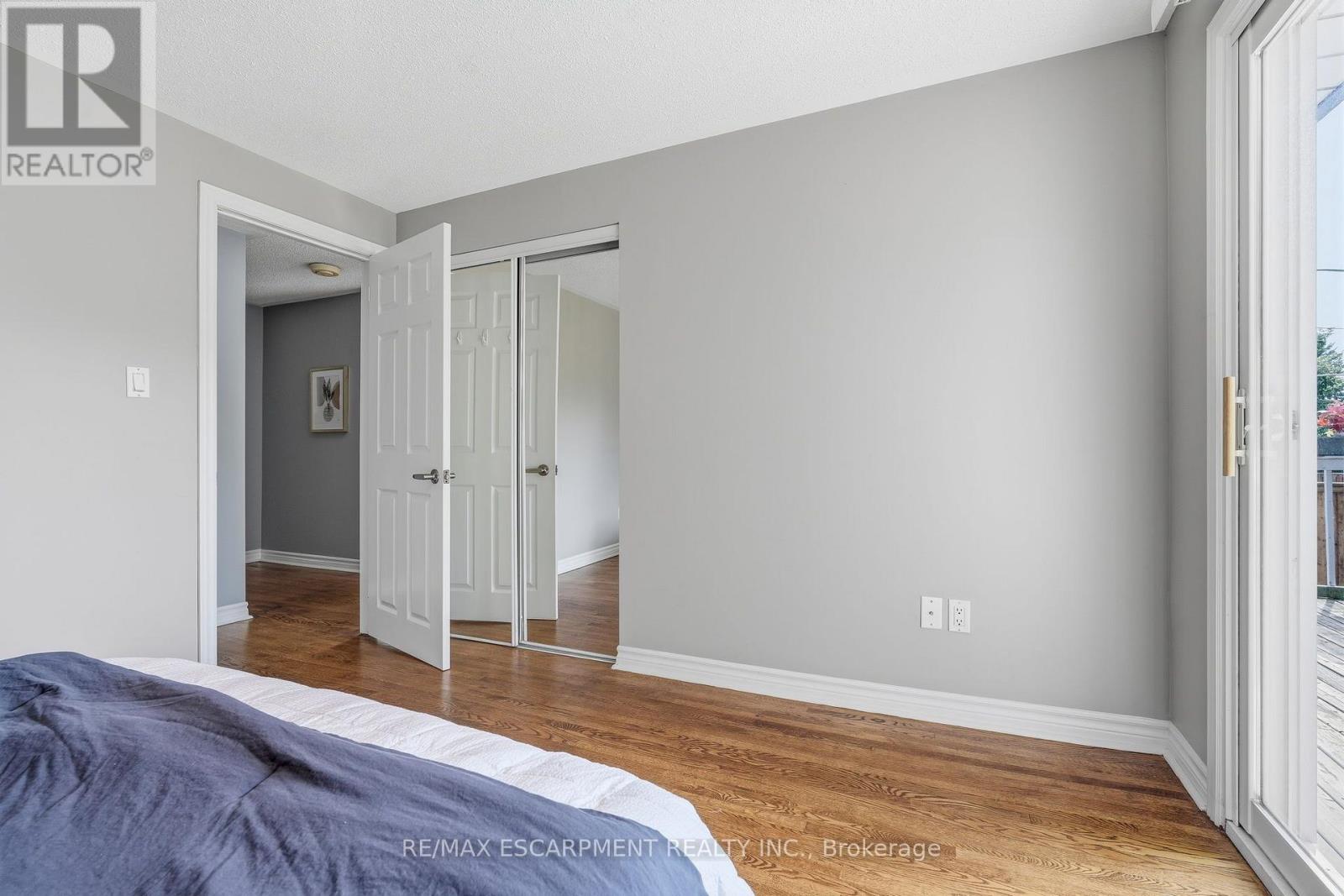 616 Mullin Way, Burlington, Ontario  L7L 4J4 - Photo 23 - W13718944