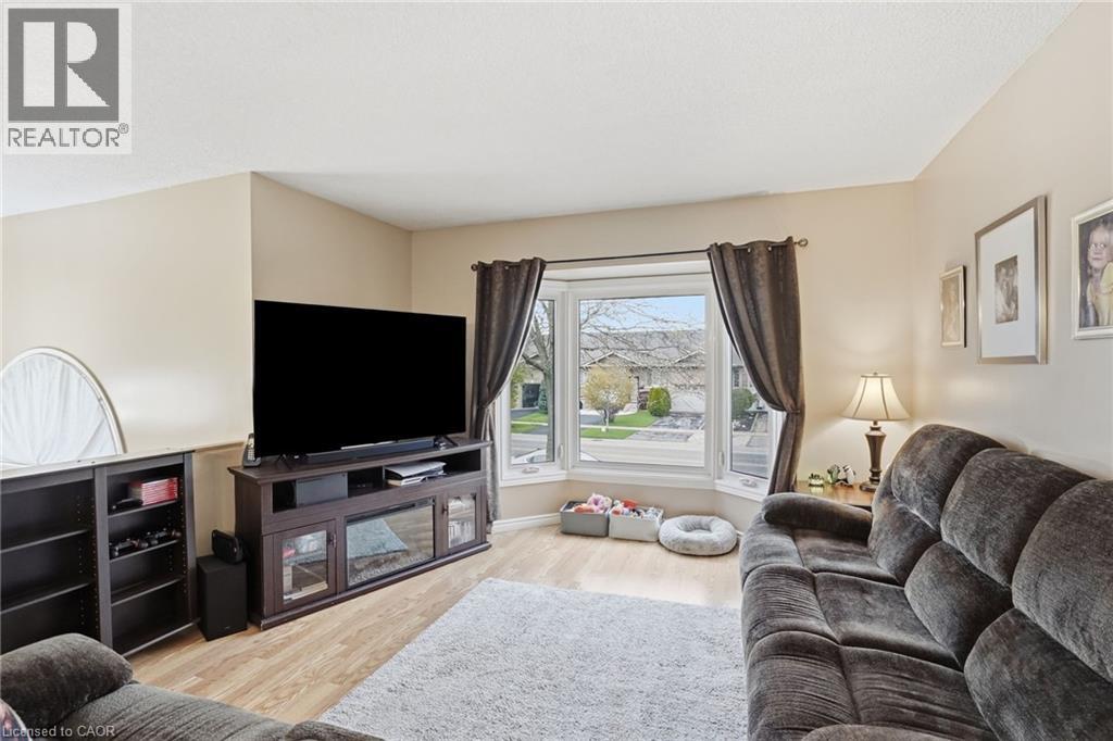 593 Grey Street, Brantford, Ontario  N3S 4X9 - Photo 7 - 40828750