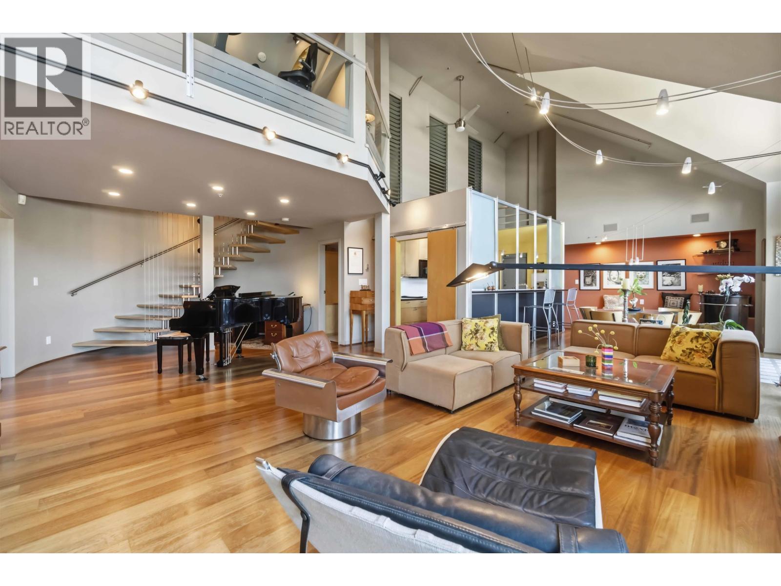 601 2525 QUEBEC STREET, Vancouver, British Columbia