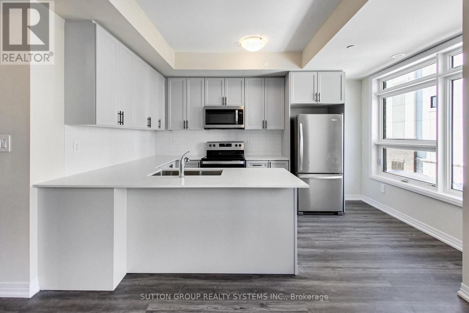 114 - 1585 ROSE WAY, Milton, Ontario