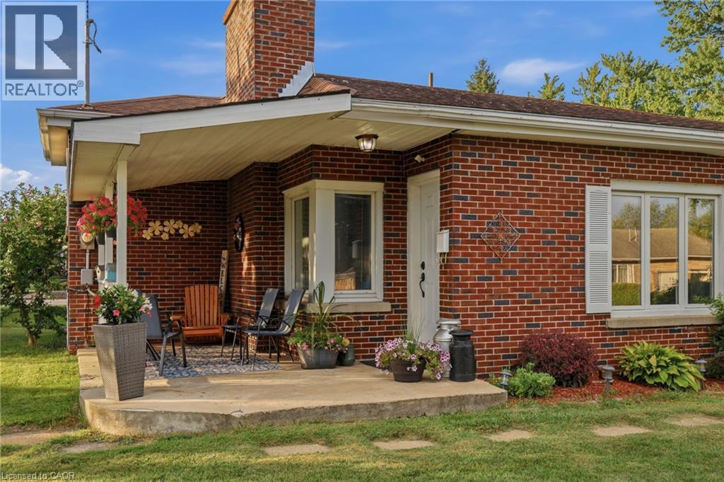 438 Forest Lawn Avenue — photo 3