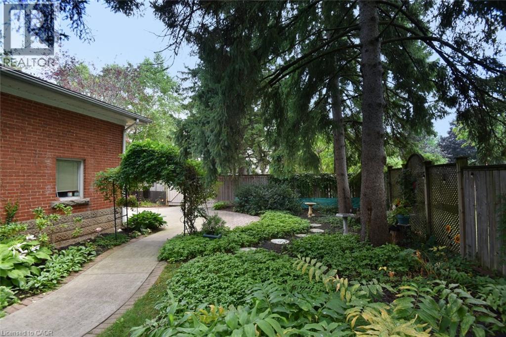 936 Boothman Avenue, Burlington, Ontario  L7T 1P6 - Photo 34 - 40856137