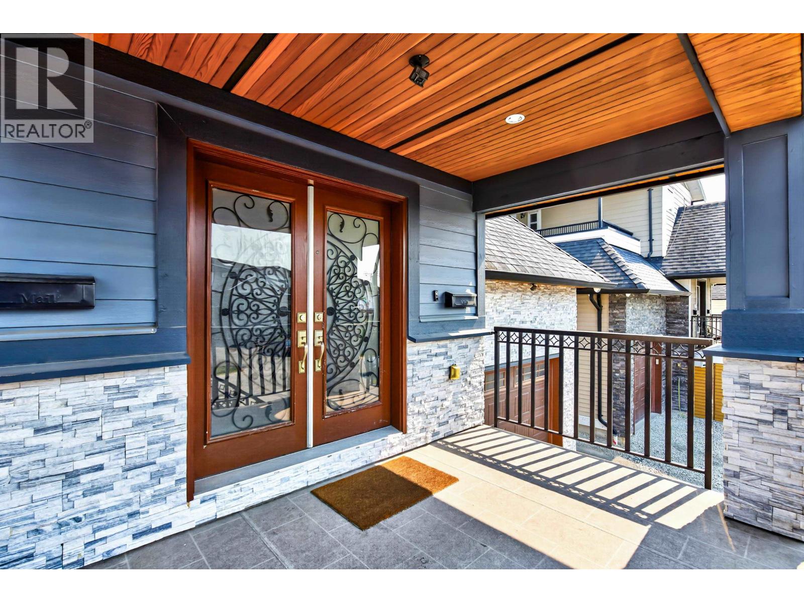 351 Pembina Street, New Westminster, British Columbia  V3M 5J5 - Photo 4 - R3159382