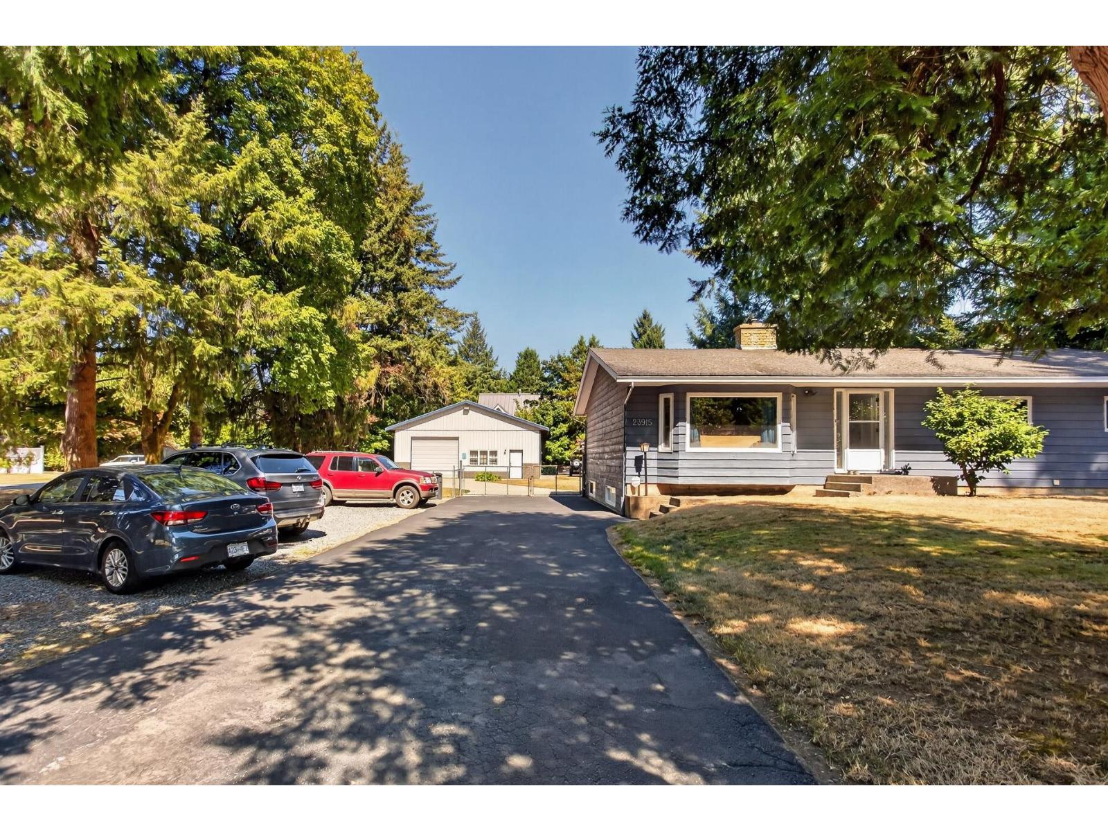 23915 48th Avenue, Langley, British Columbia  V2Z 2T1 - Photo 3 - R3159336
