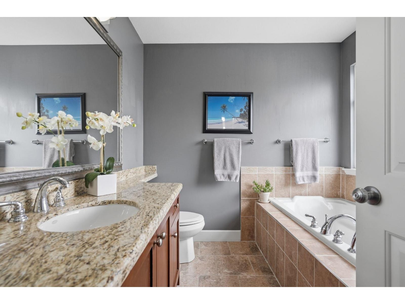 6814 192 Street, Surrey, British Columbia  V4N 0B5 - Photo 19 - R3159349
