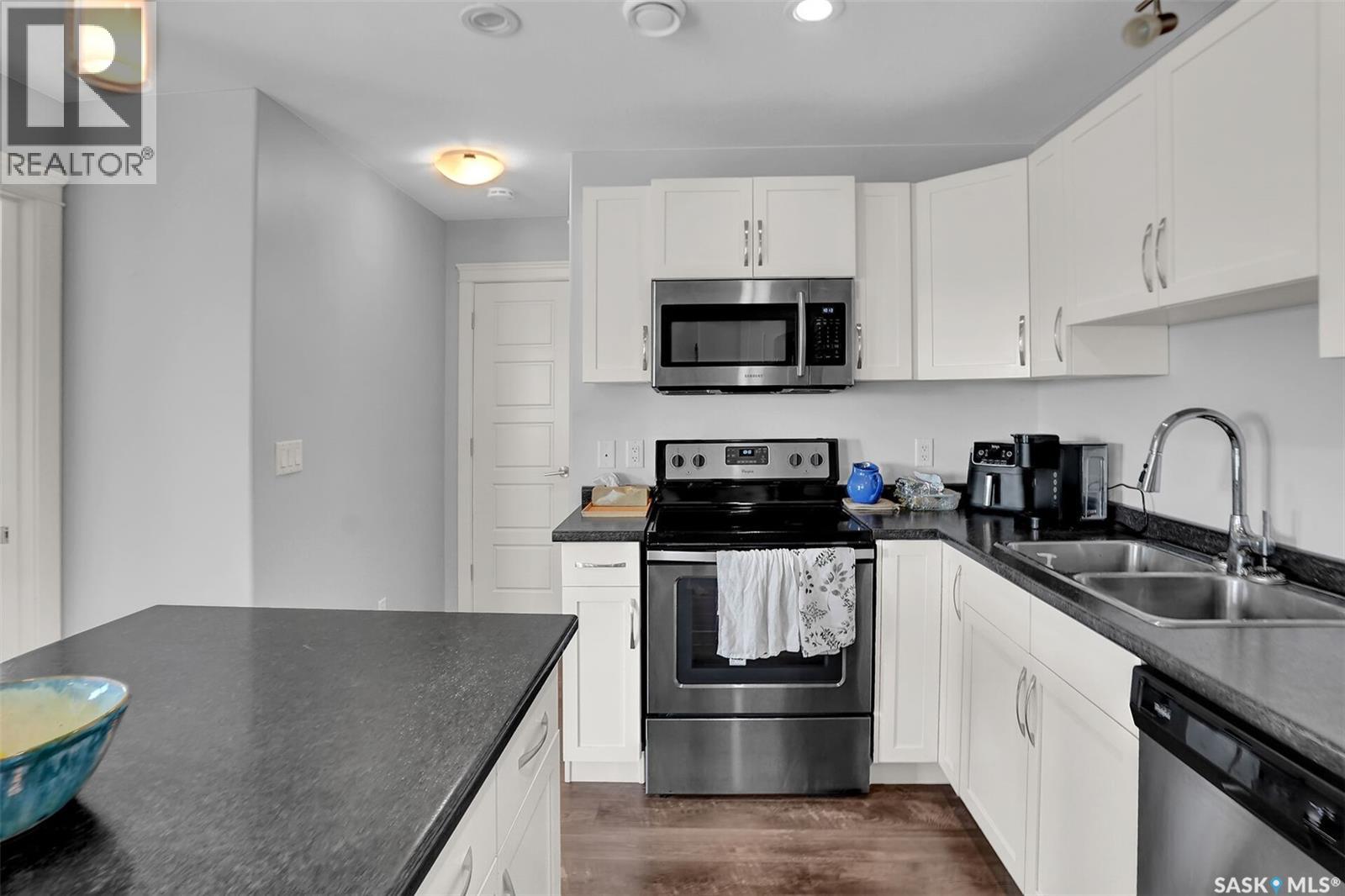 4537 Green Apple Drive E, Regina, Saskatchewan  S4V 3H4 - Photo 56 - SK046704