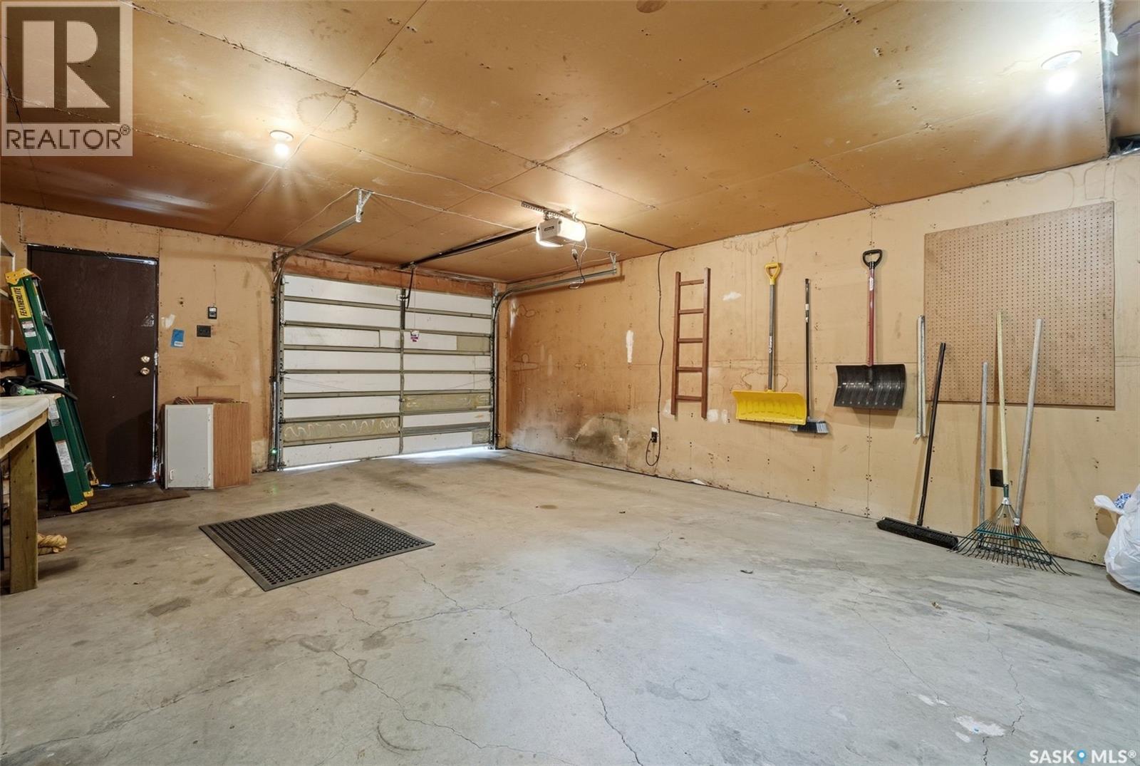 6119 Dalgliesh Drive, Regina, Saskatchewan  S4X 2K3 - Photo 38 - SK046648