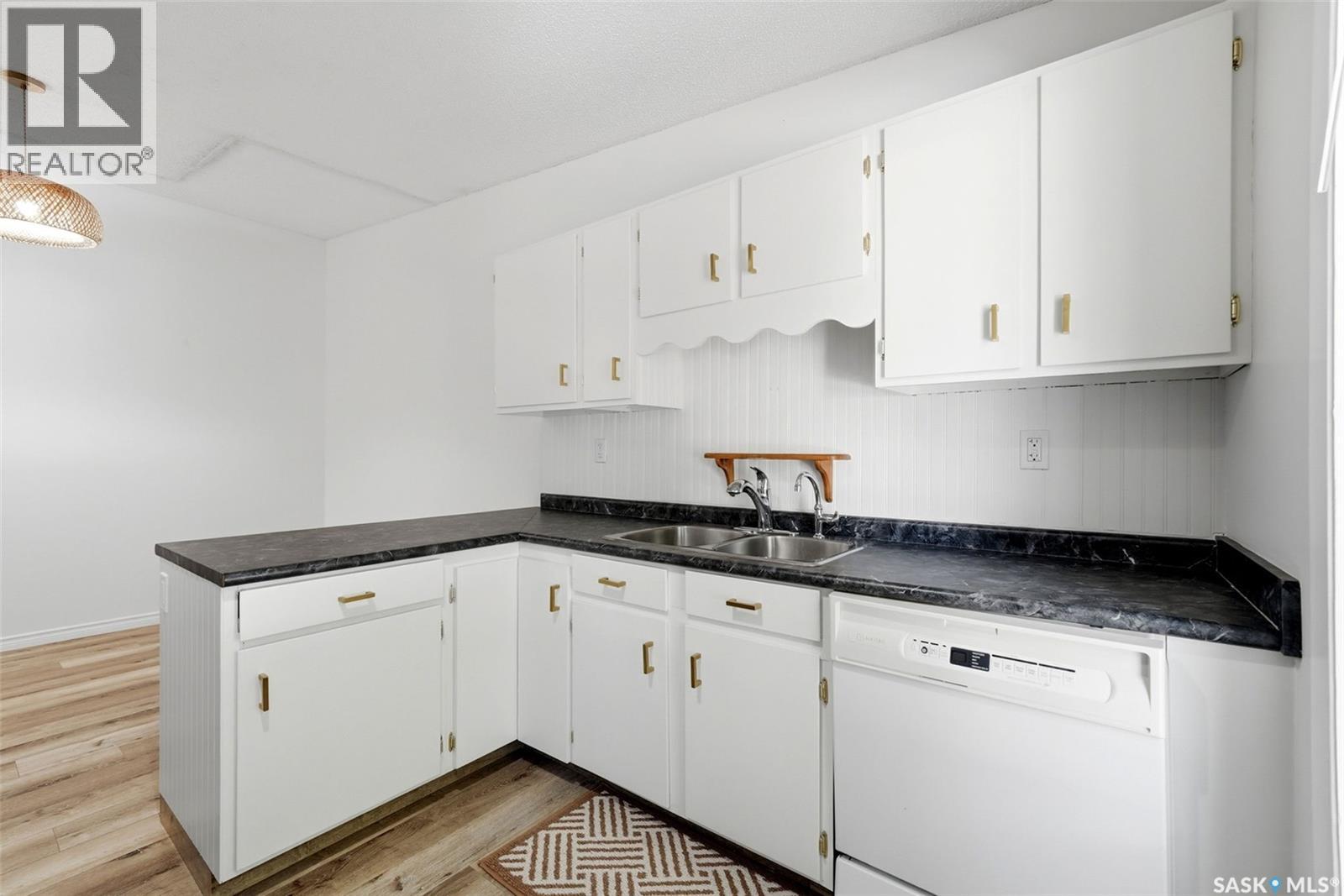 6119 Dalgliesh Drive, Regina, Saskatchewan  S4X 2K3 - Photo 9 - SK046648